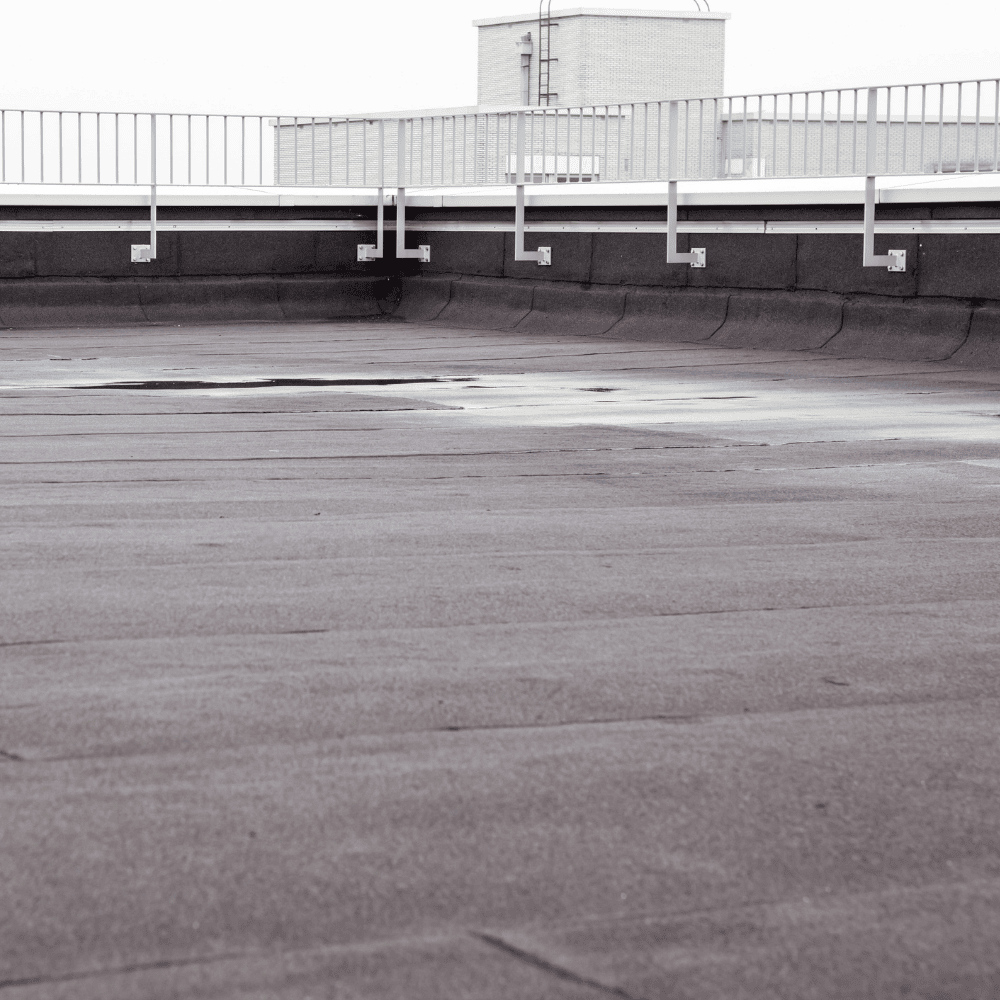 The benefits of flat roofing extend beyond aesthetics, contributing to energy efficiency, ease of maintenance, and cost-effective roof installation.