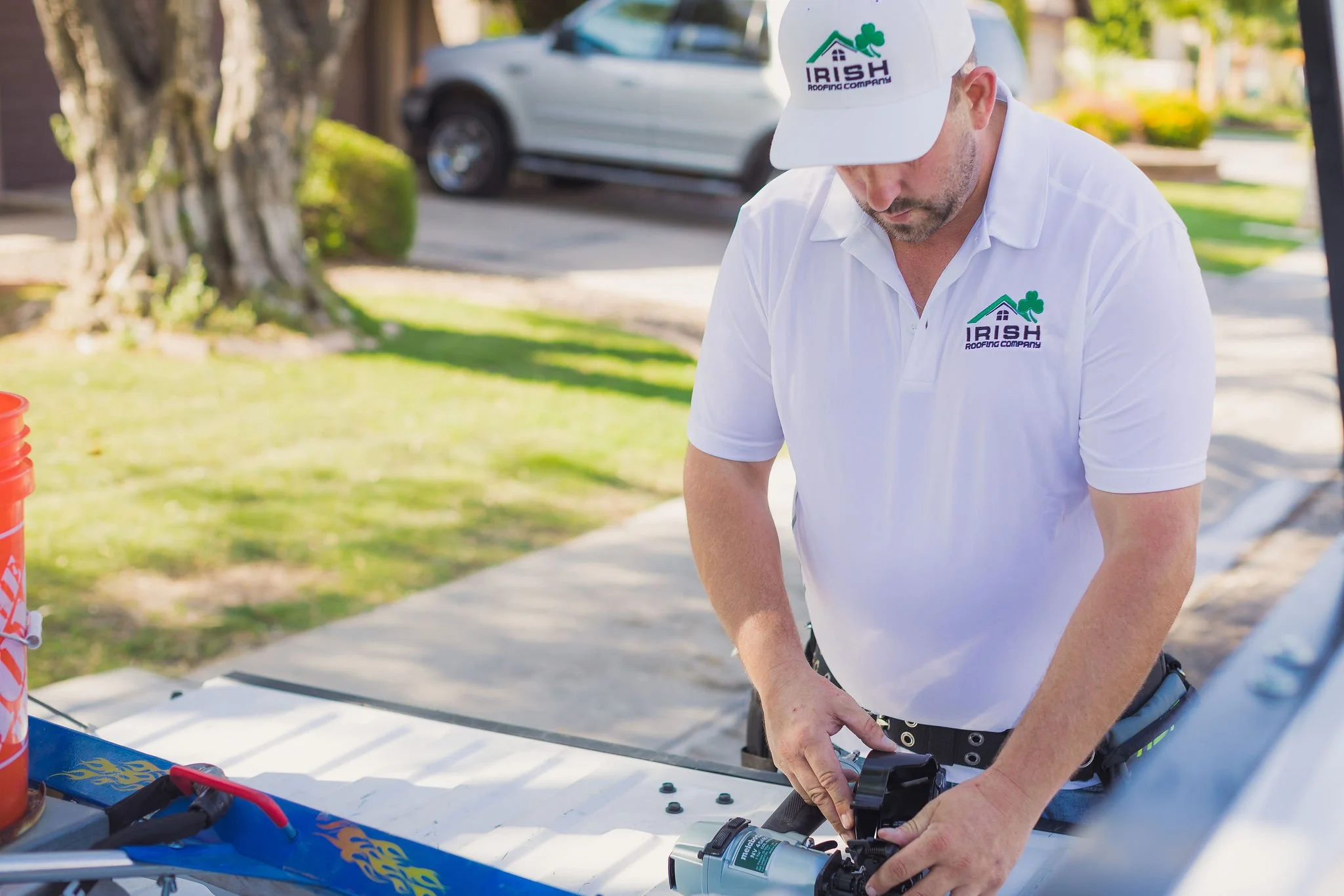  Metal roofs save energy, have no petroleum by-products, can be recycled, and use the least resources in production.  