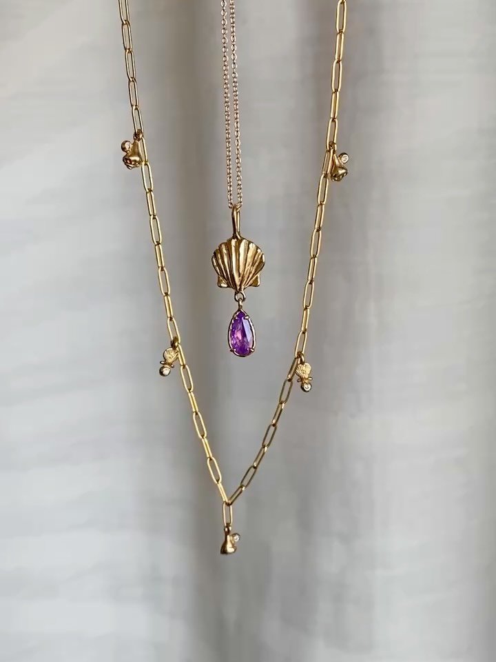 Just a few of the sea-inspired styles hanging around &amp; ready to be gift wrapped! 

We had to adjust our holiday timeline a little bit, and today is the last day to order for holiday delivery! 🚚🎁

✨A few last minute reminders✨
&bull; Feeling stu