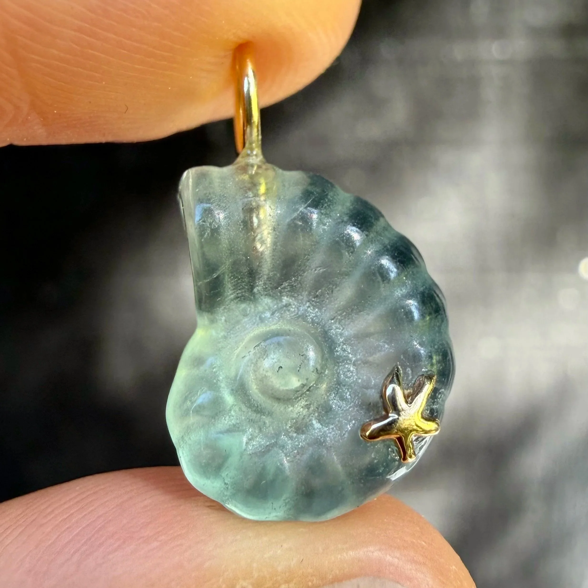 14k gold fluorite nautilus pendant
