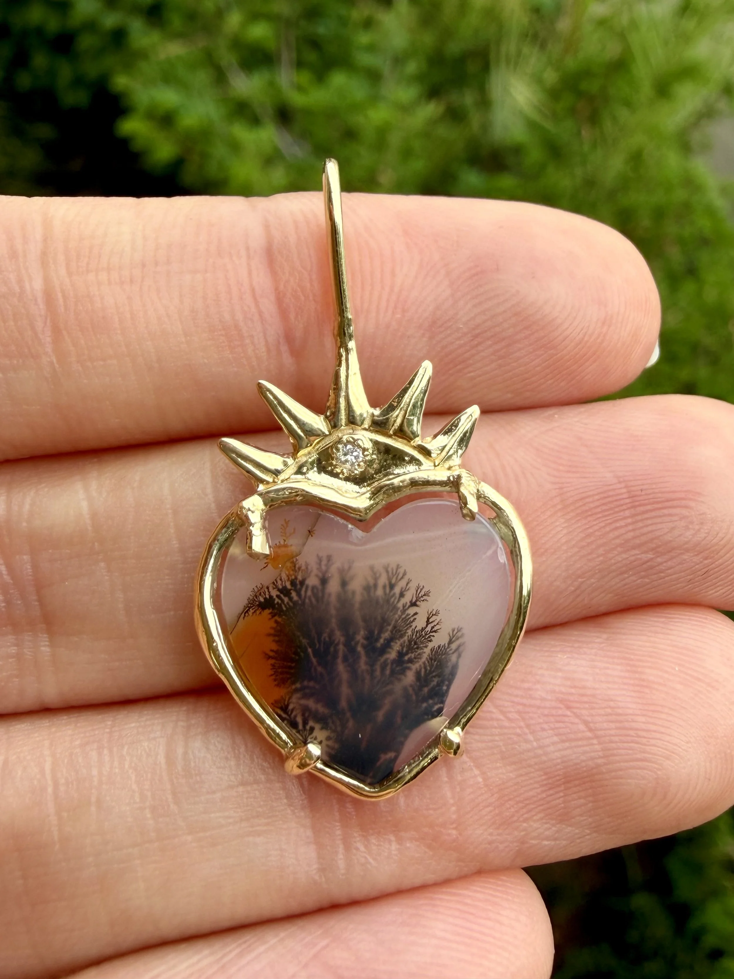 Dendritic agate heart.jpeg