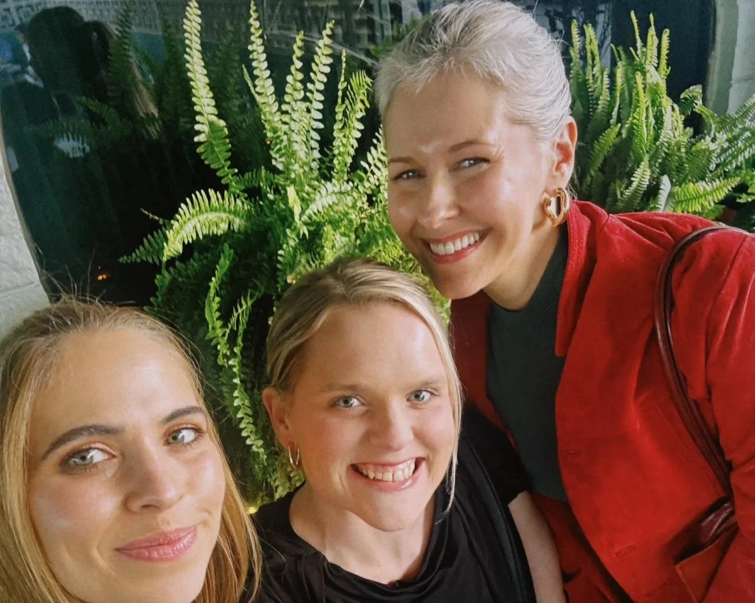 How to make girlfriends