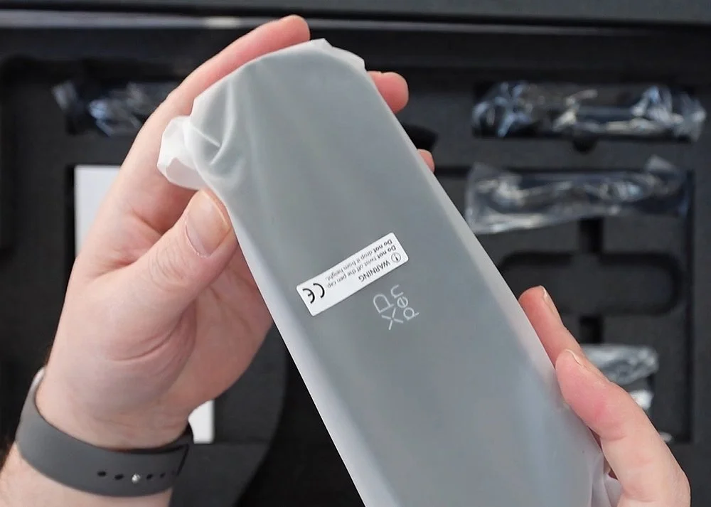 AP27_Unboxing_2.jpg