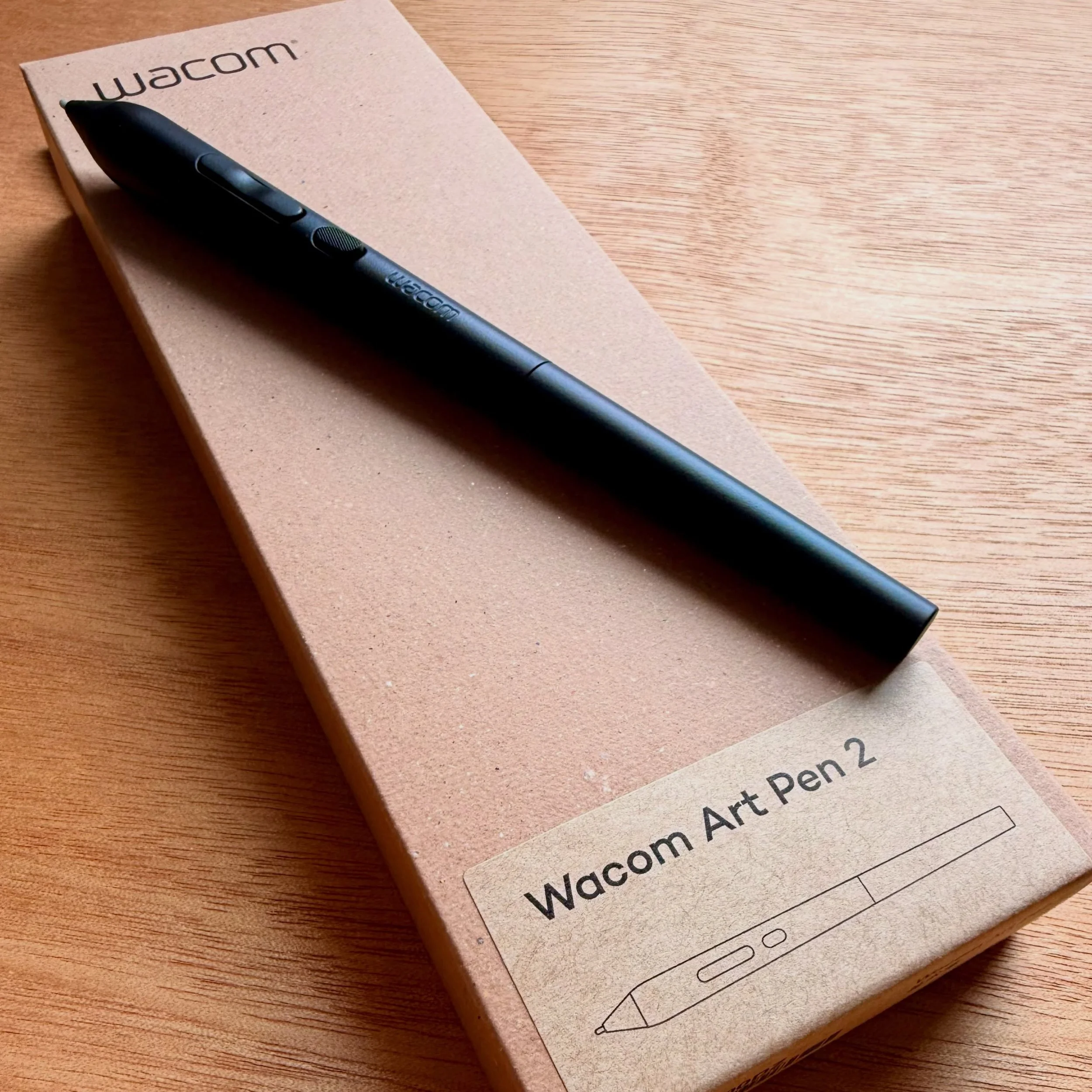 Got my hands on the new #ArtPen2 from @wacomeurope 🖌️Lookong forward to trying it out with the #MovinkPadPro 😁

#digitalart #art #drawing