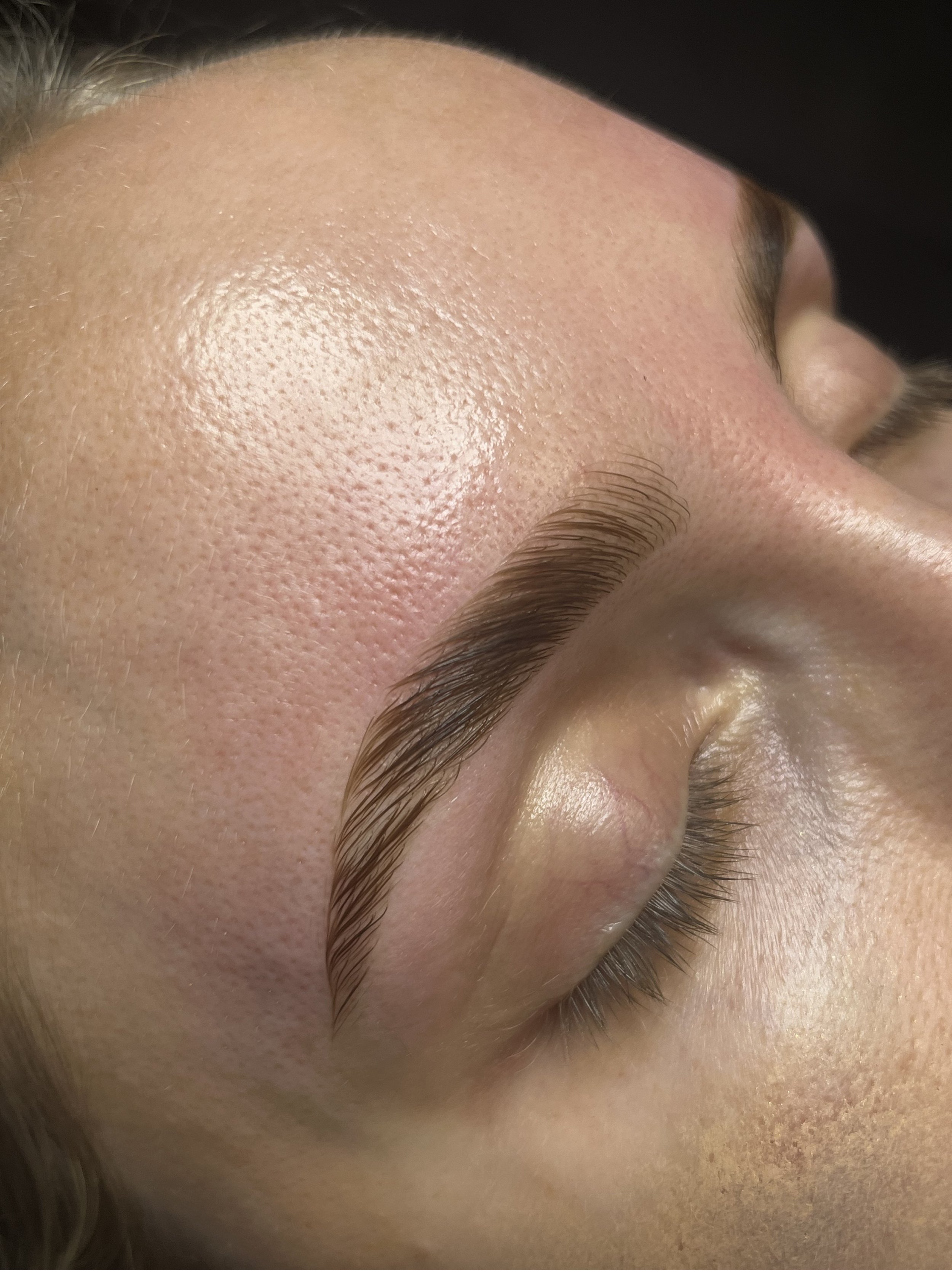 Brow tint in Kirkland, Bellevue, and Seattle 