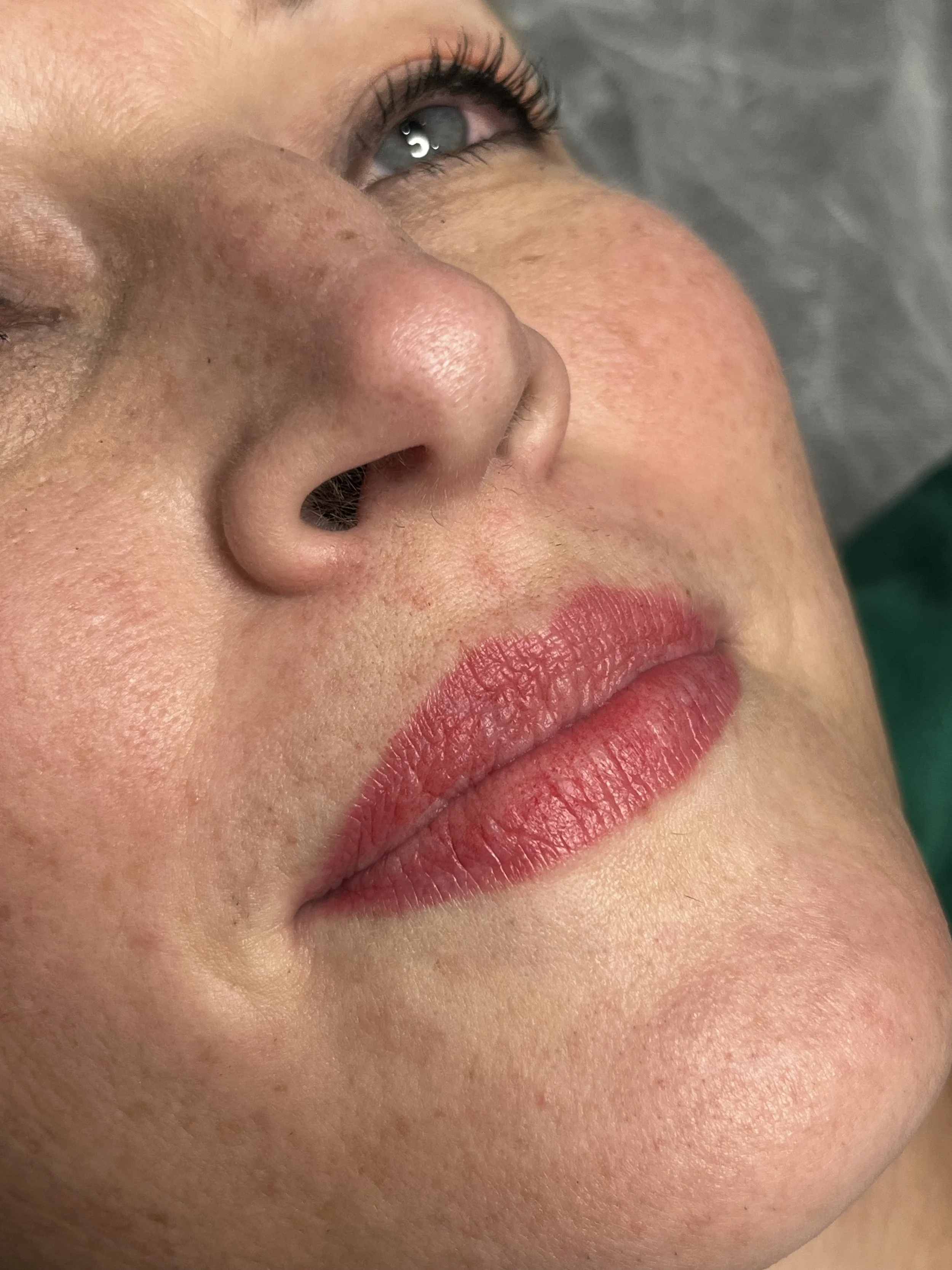 bellevue permanent makeup lip blush tattoo
