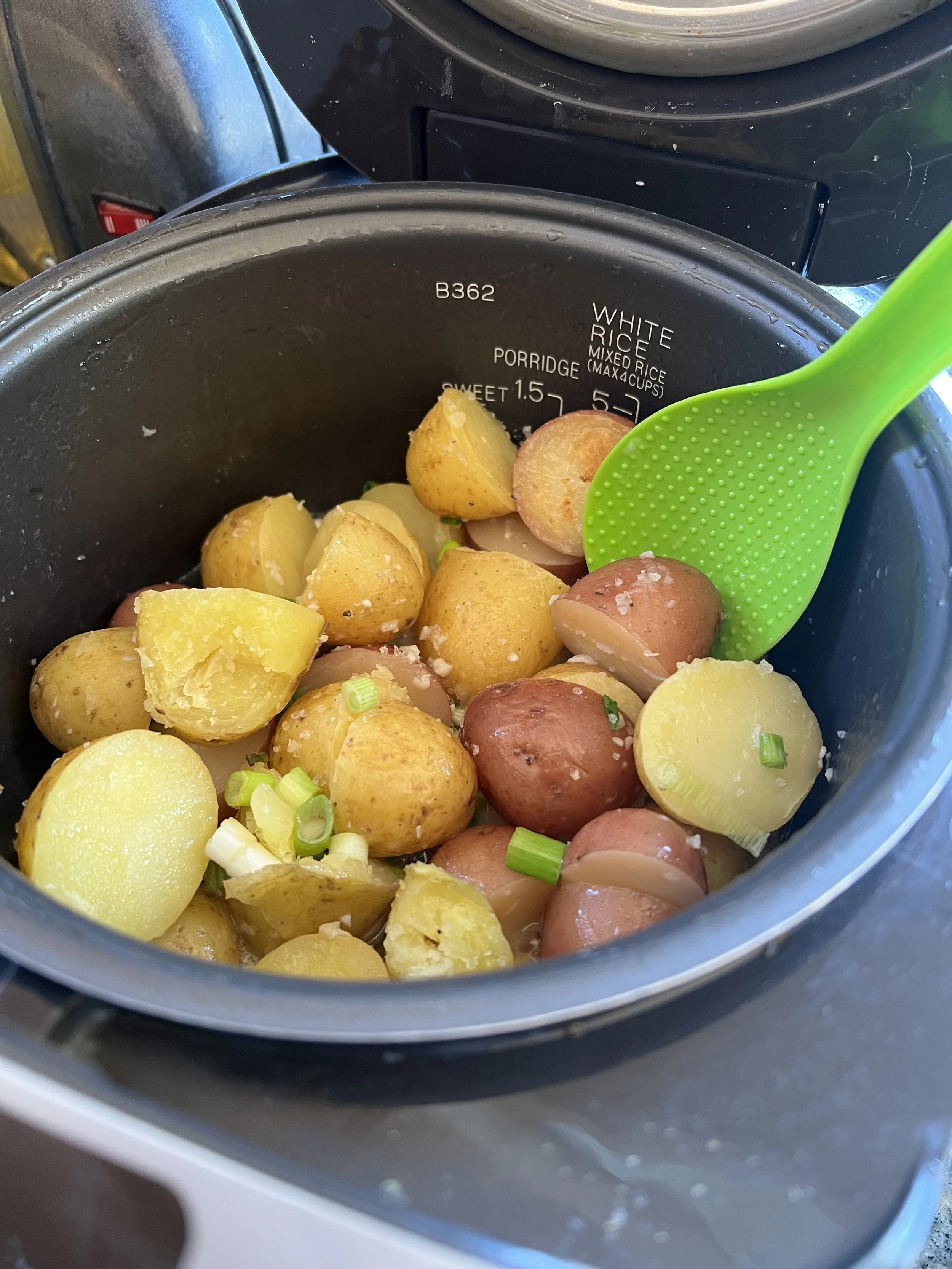 Garlic Butter Baby Creamer Potatoes in the Rice Pot