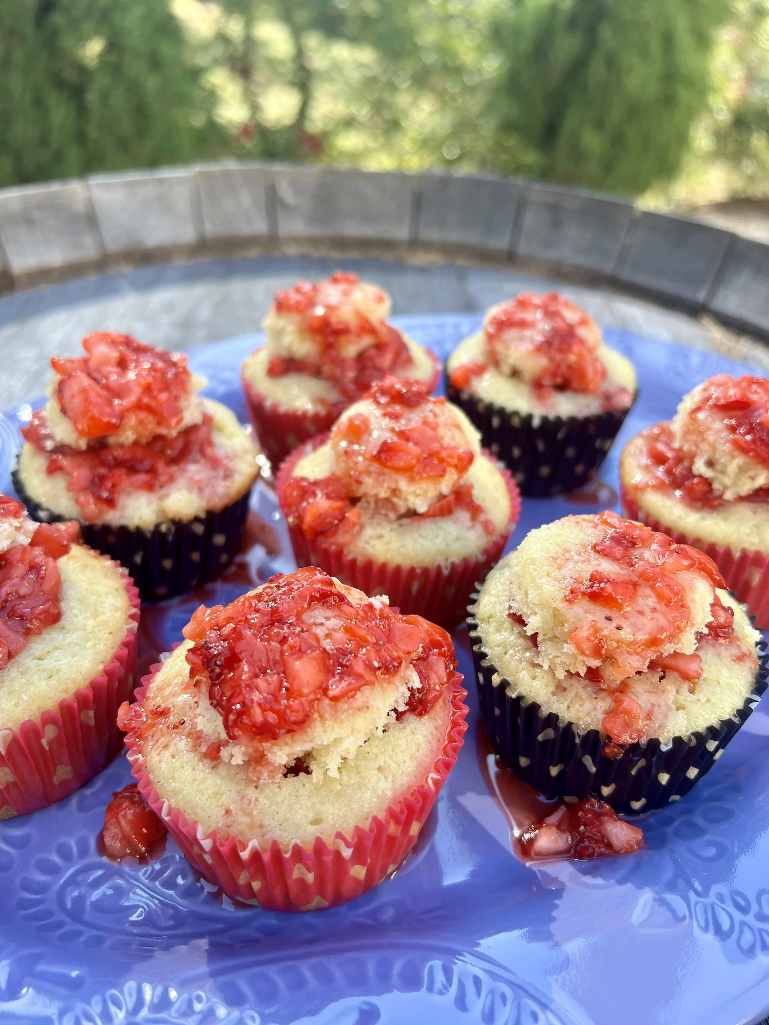 Fresh Strawberry Filled Cupcakes