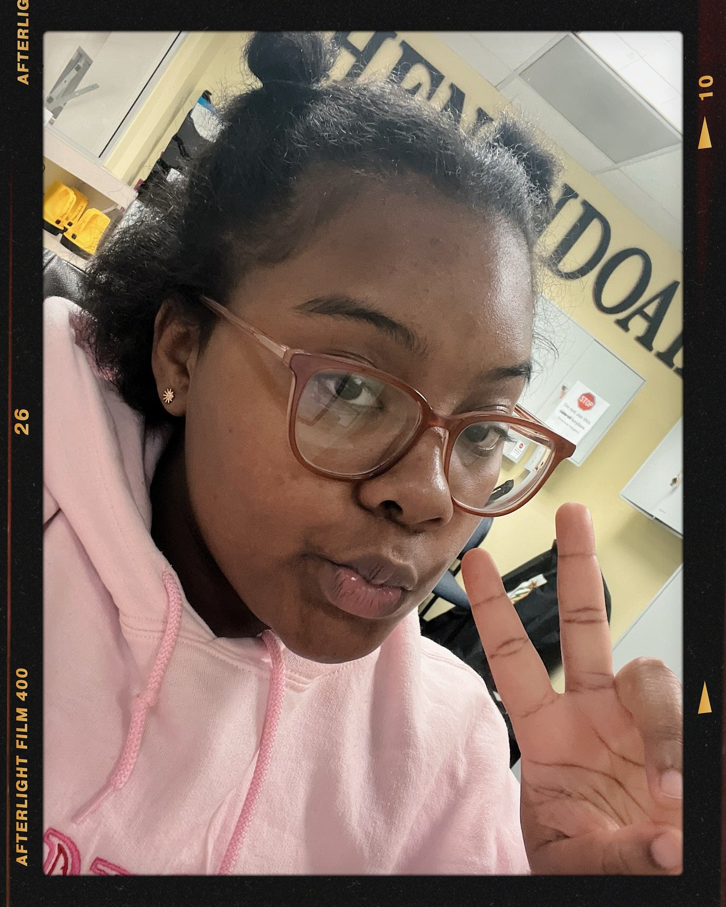 𝗪𝗶𝗻𝘁𝗲𝗿 𝗕𝗿𝗲𝗮𝗸 𝗦𝗽𝗼𝘁𝗹𝗶𝗴𝗵𝘁 ✨

𝘖𝘶𝘳 𝘯𝘦𝘰, 𝘘𝘶𝘢𝘯𝘯𝘦𝘦 &ldquo;𝘓𝘢𝘥𝘢&rdquo; 𝘙𝘰𝘣𝘪𝘯𝘴𝘰𝘯, 𝘴𝘩𝘢𝘳𝘦𝘥 𝘩𝘦𝘳 𝘸𝘪𝘯𝘵𝘦𝘳 𝘣𝘳𝘦𝘢𝘬 𝘮𝘦𝘮𝘰𝘳𝘪𝘦𝘴 𝘧𝘪𝘭𝘭𝘦𝘥 𝘸𝘪𝘵𝘩 𝘩𝘶𝘴𝘵𝘭𝘦 𝘢𝘯𝘥 𝘸𝘩𝘰𝘭𝘦𝘴𝘰𝘮𝘦 𝘮𝘰𝘮𝘦𝘯?