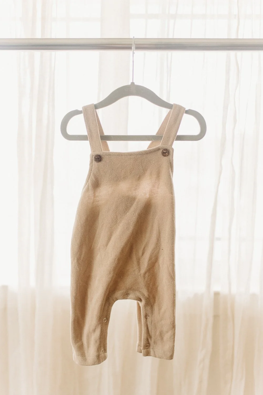 Utah Photographer With Client Closet