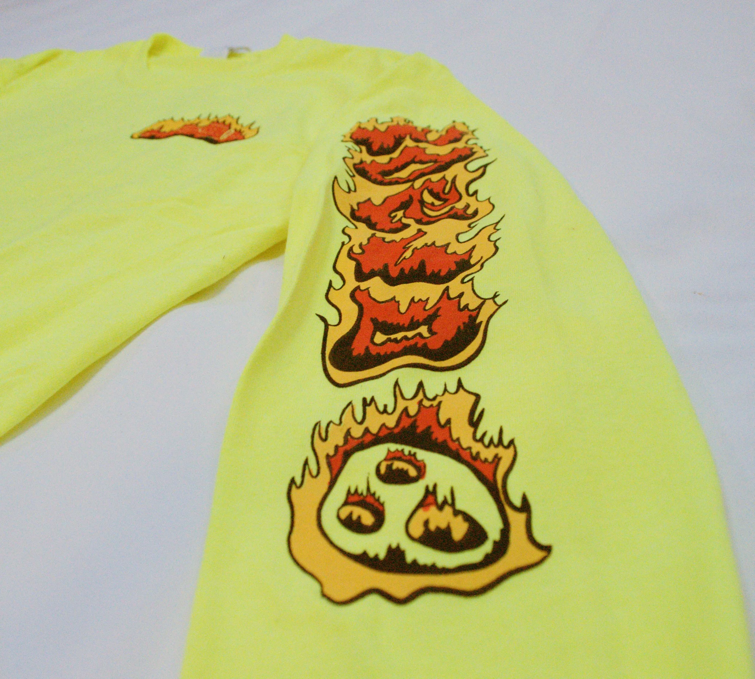 TTSHIGHVISFRONTSLEEVE.jpg