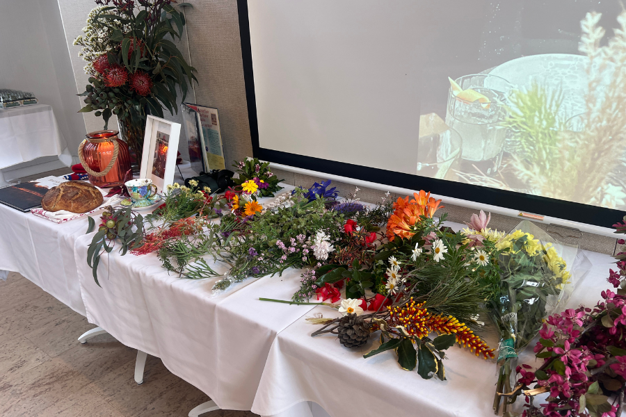 Fiona Garrivan, Melbourne funerals, melbourne wake ideas, melbourne celebrant, funeral celebrant, celebration of life.png