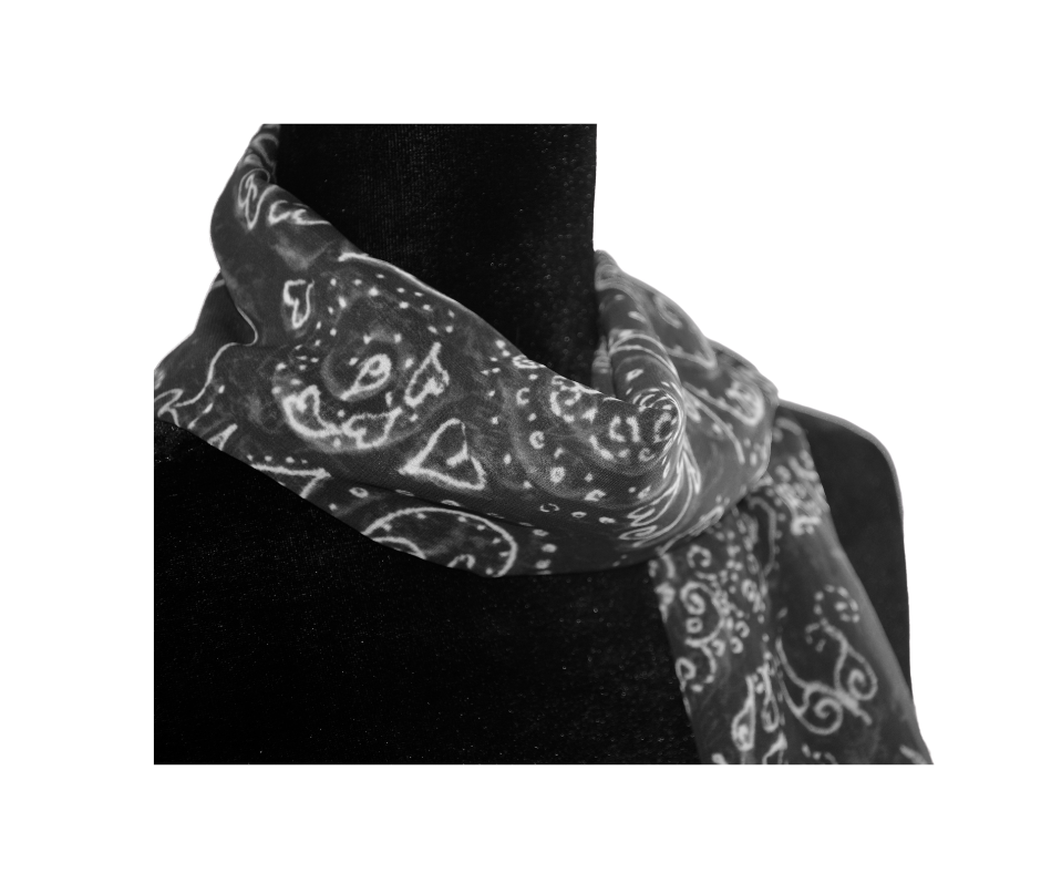 HSGblkscarf.png