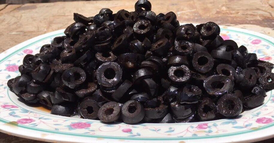 Black+Olives.jpg