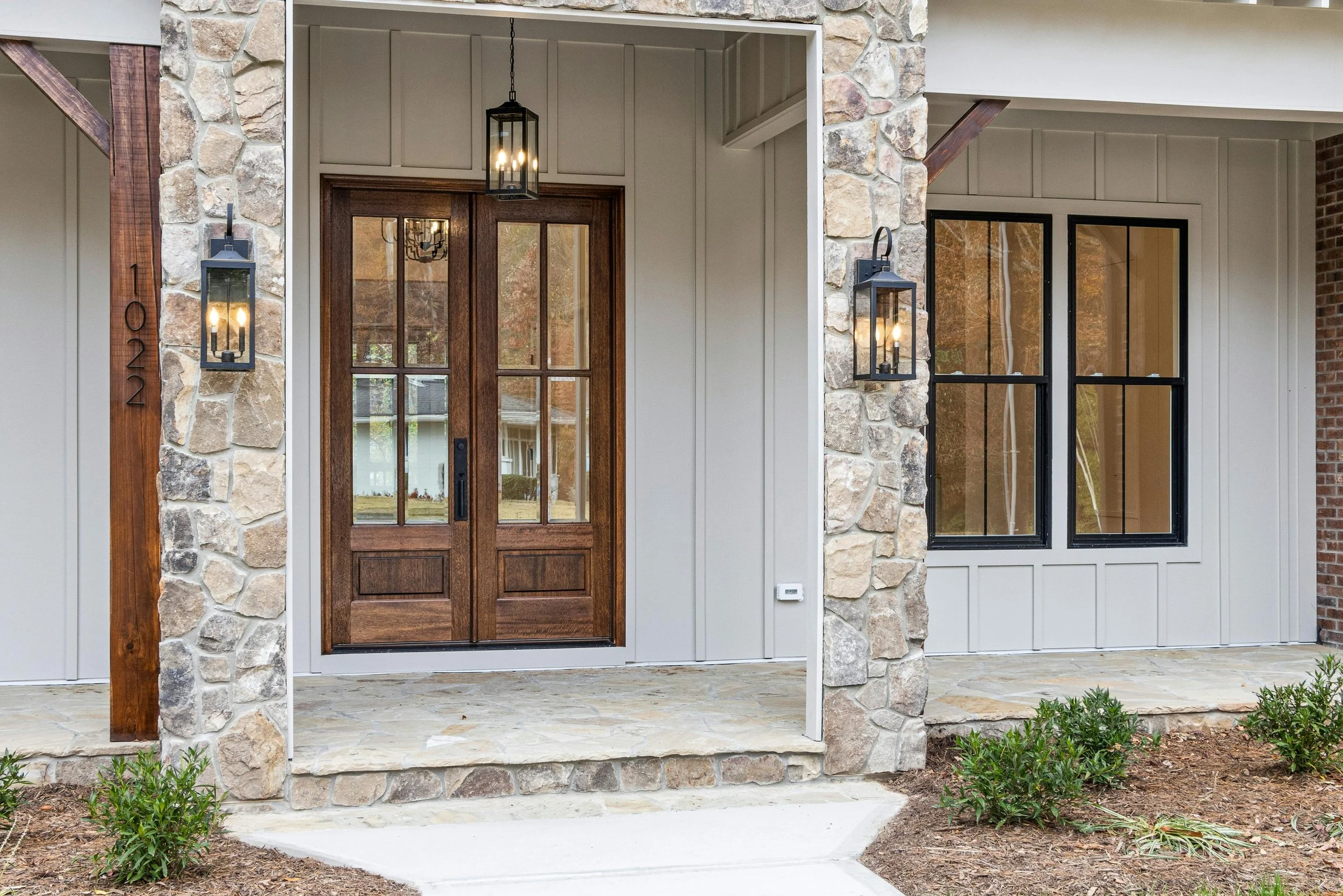 What Style of Timber Front Door Suits My Home?