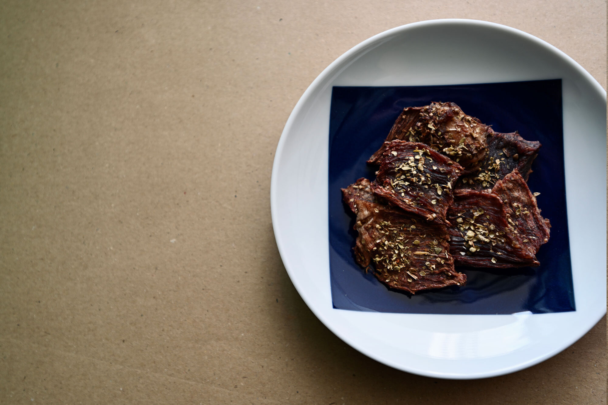牛-Beef---Gyū-by-Kuro-Snacks-黒スナック.jpg