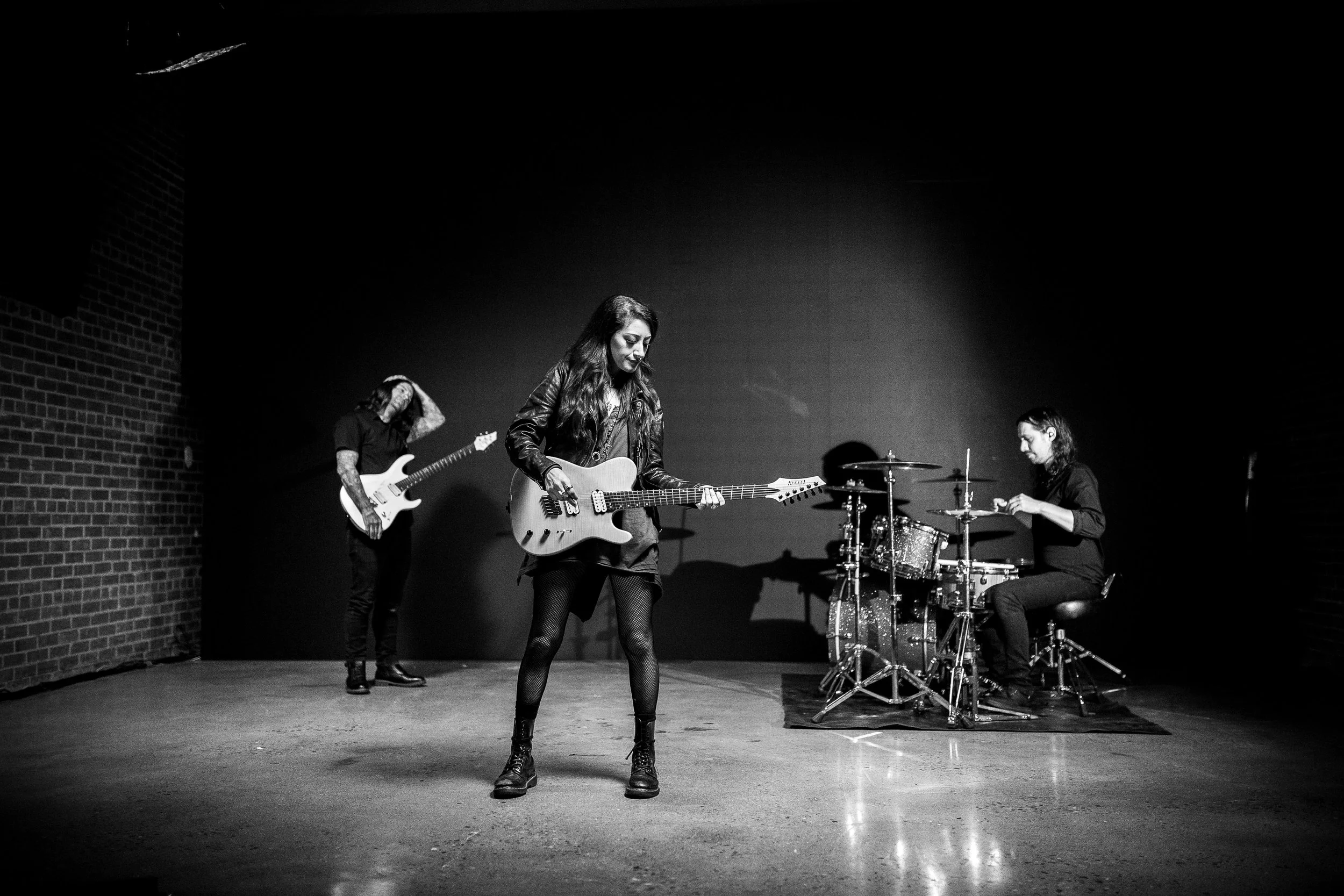 Eyes Set To Kill Release New Single "Sink Your Teeth" Off Upcoming EP DAMNA, Out 12/3!