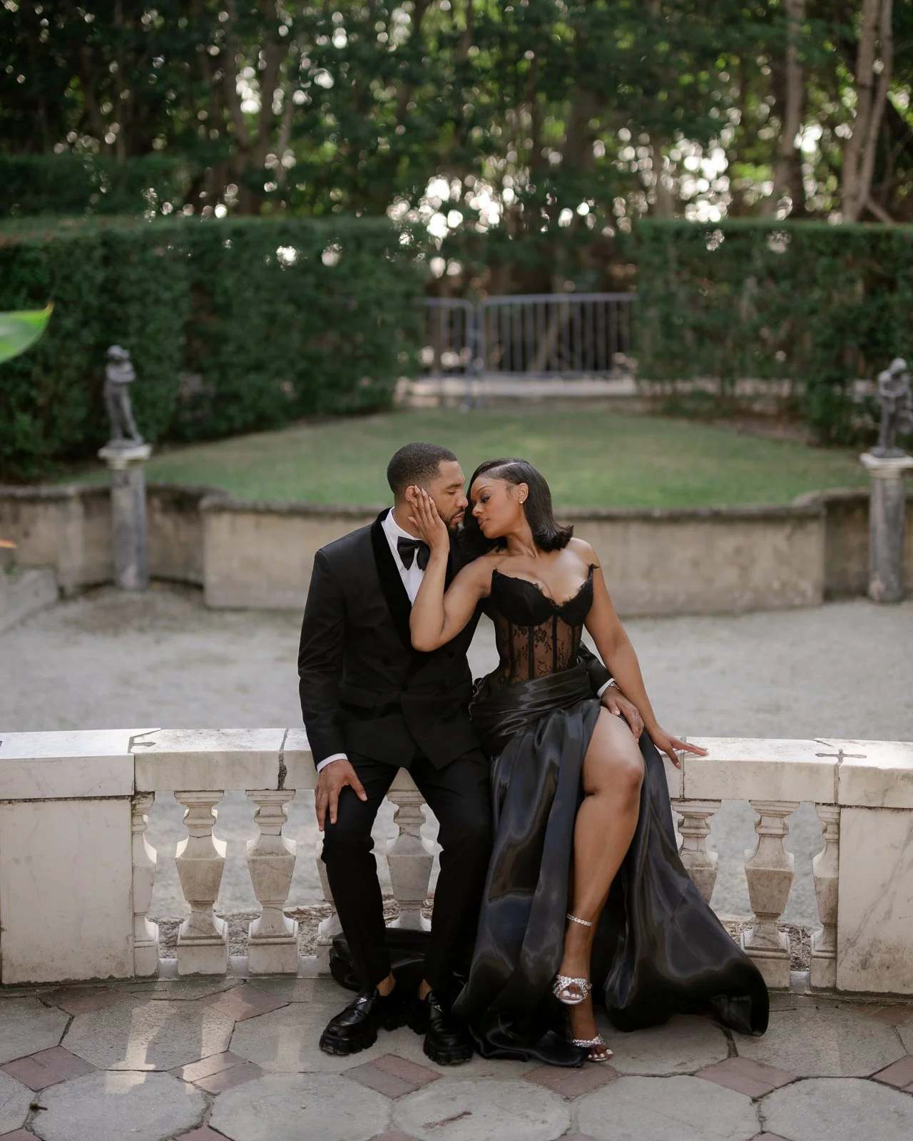 vizcaya-museum-miami-engagement-photos-15.jpg