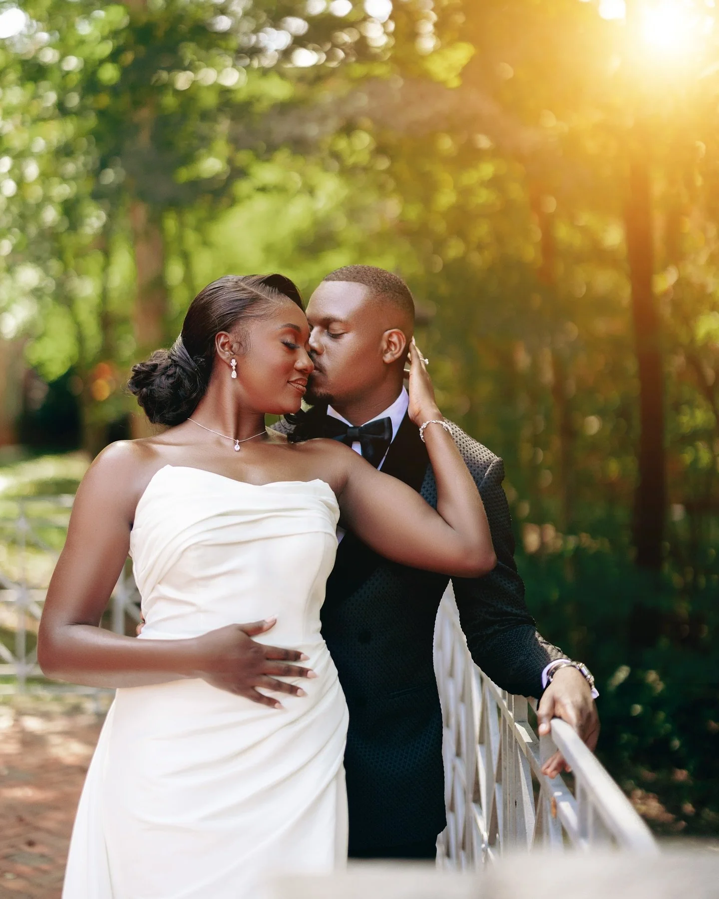 Olaide + Korede 💍 
&mdash;
Bride: @kafii_latte
Groom: @oba_kore
Planner: @raeaffairs
Photographer: @photosbyreem
Decor/Florist - @ladyvictoriadesigns
Videographer - @finalshotmedia
Brides Makeup Artist - @salewaojo_mua
Brides Hair-Stylist -@lavoure
