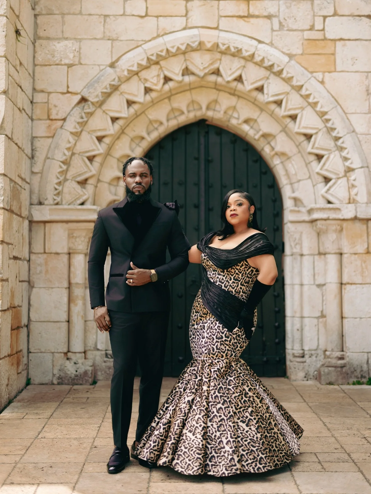 Still choosing you, after all these years. I think it&rsquo;s time we do this again💍
&mdash;
Wife 👰🏾 @eblossomspeaks
Husband🤵🏾 @topflash.photography
Photographer @photosbyreem 
Videographer @2x.visuals 
Makeup by @my.stiquebeauty
Hair by @my.sti