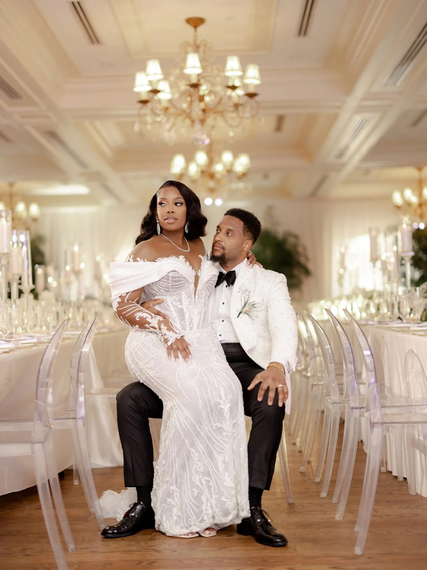 The best seat in the room. 
&mdash;
Bride: @ikolaa_
Photographer: @photosbyreem
Videographer: @tristianb_
Planning &amp; Design: @ishine.events
Florist: @veneventsl
DJ &amp; MC: @di_so_nyce
DJ: @djbenx509
Enteraltainment: @5ivestarent
Content creator