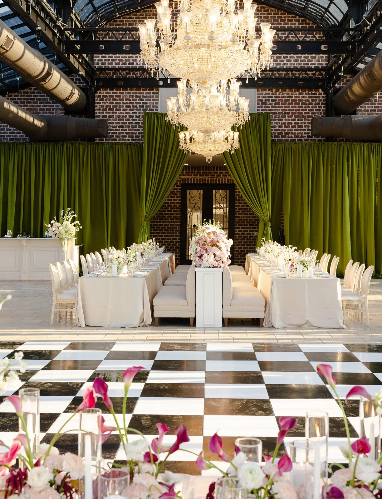 conservatory-blackberry-ridge-wedding-photos-200.jpg