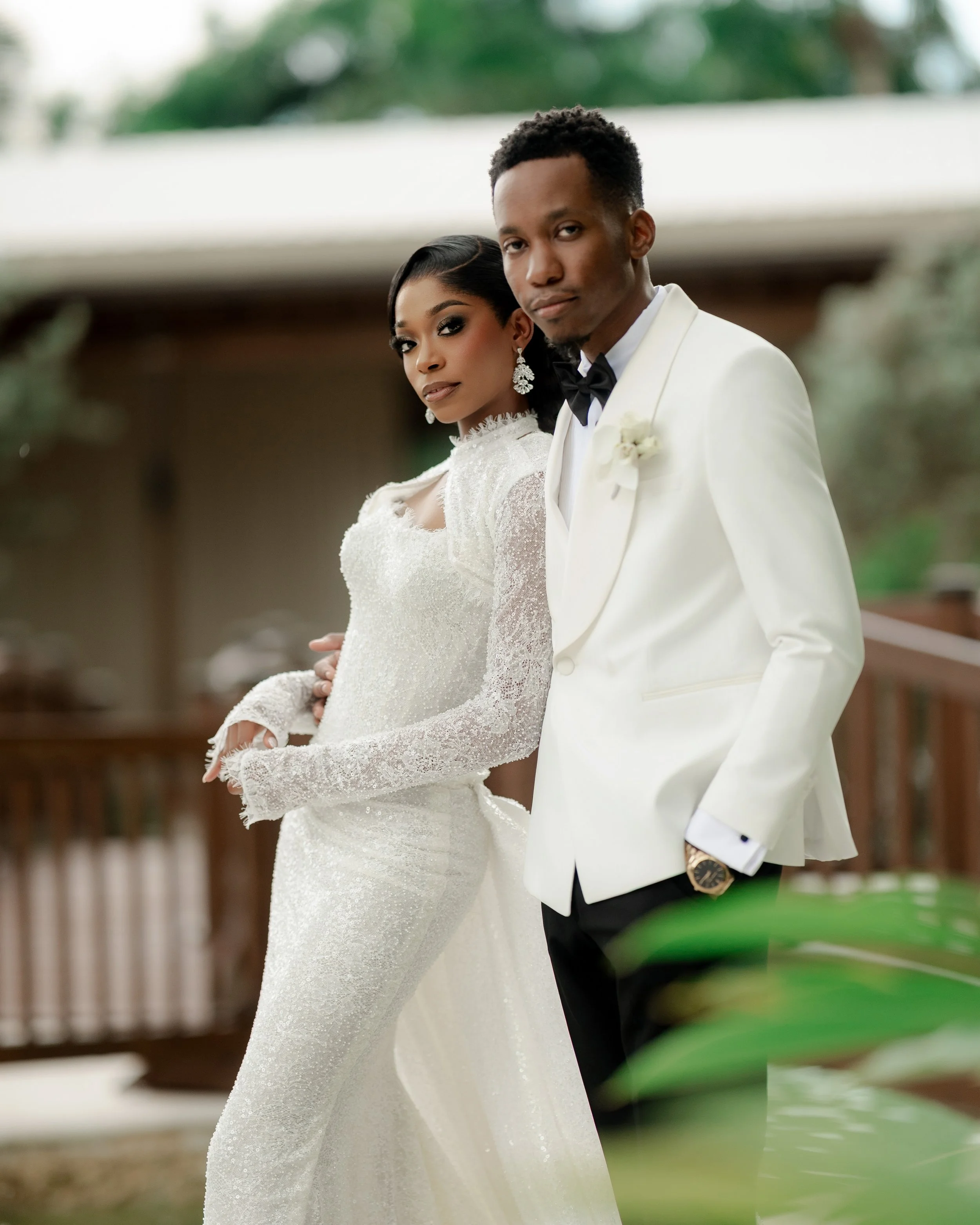 A ring on the left hand, and the right person to hold. 
&mdash;
Bride: @ruthdenord
Groom: @halstonshannon
Grooms Concierge / Planner: @a.vibe_lux
Venue: @granparaisogardens
Host: @zoepoze
Photography: @photosbyreem
Videography: @unleashedvizuals
Hair
