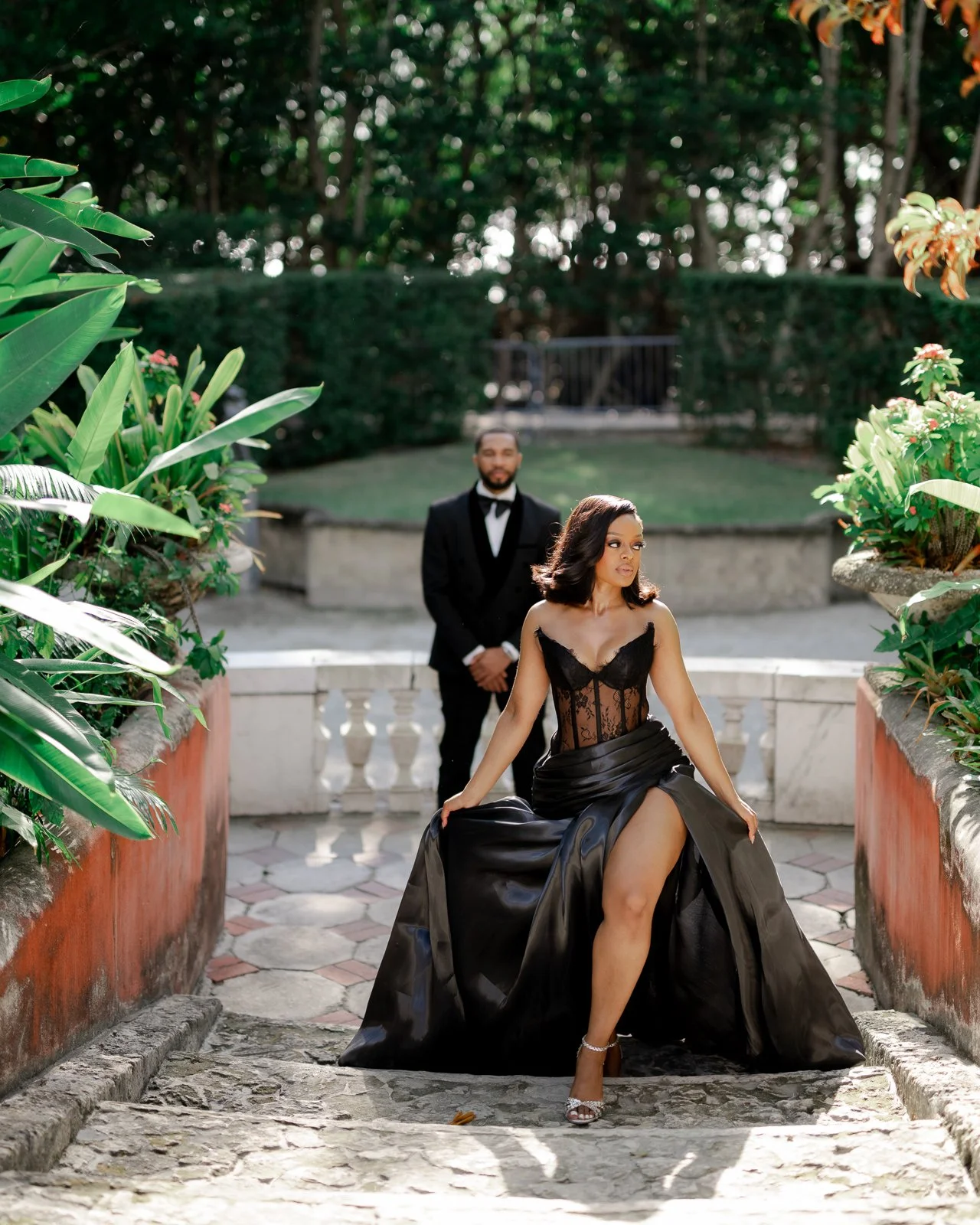 vizcaya-museum-miami-engagement-photos-16.jpg