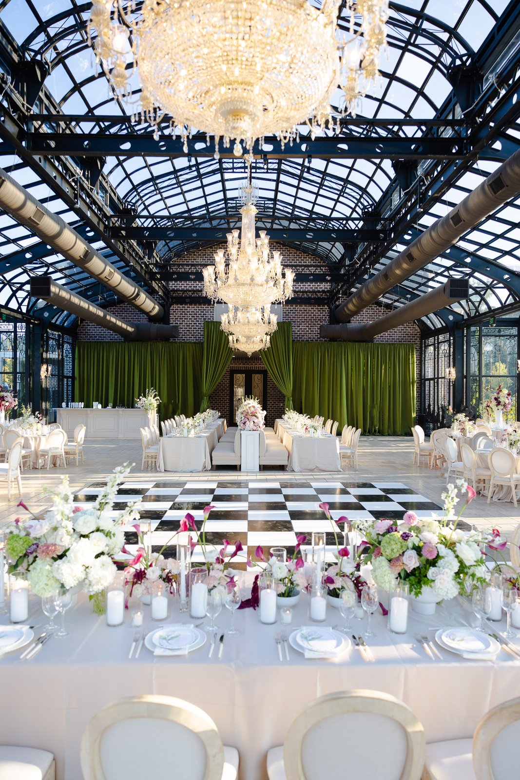 conservatory-blackberry-ridge-wedding-photos-198.jpg