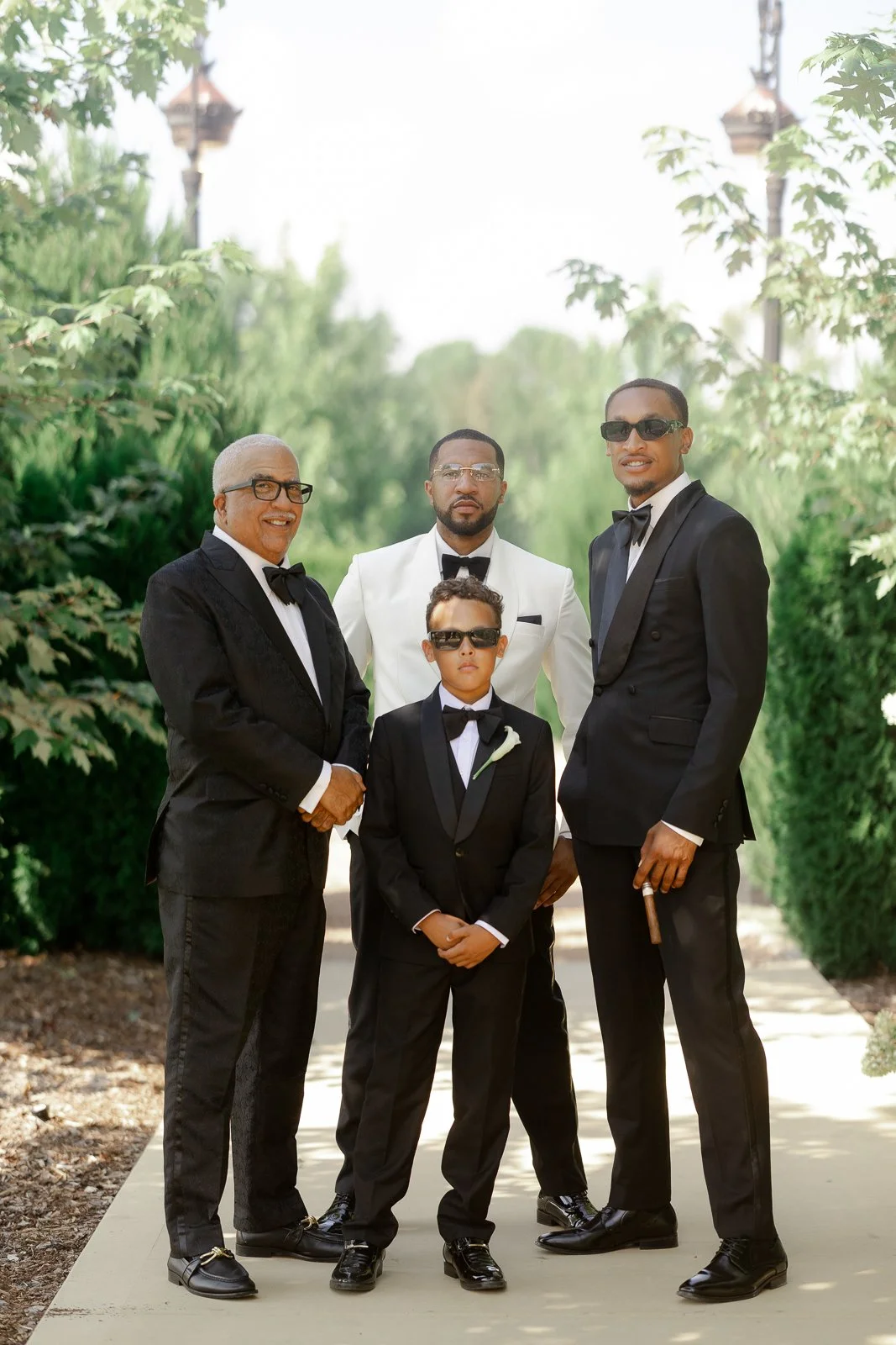 conservatory-blackberry-ridge-wedding-photos-96.jpg