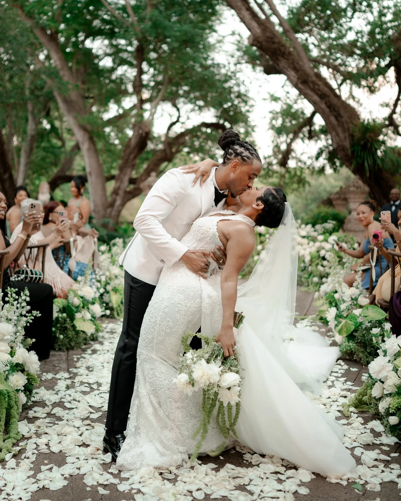 vizcaya-museum-wedding-photos-64.jpg
