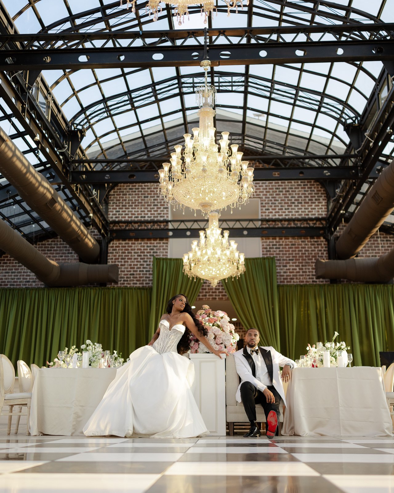 conservatory-blackberry-ridge-wedding-photos-222.jpg