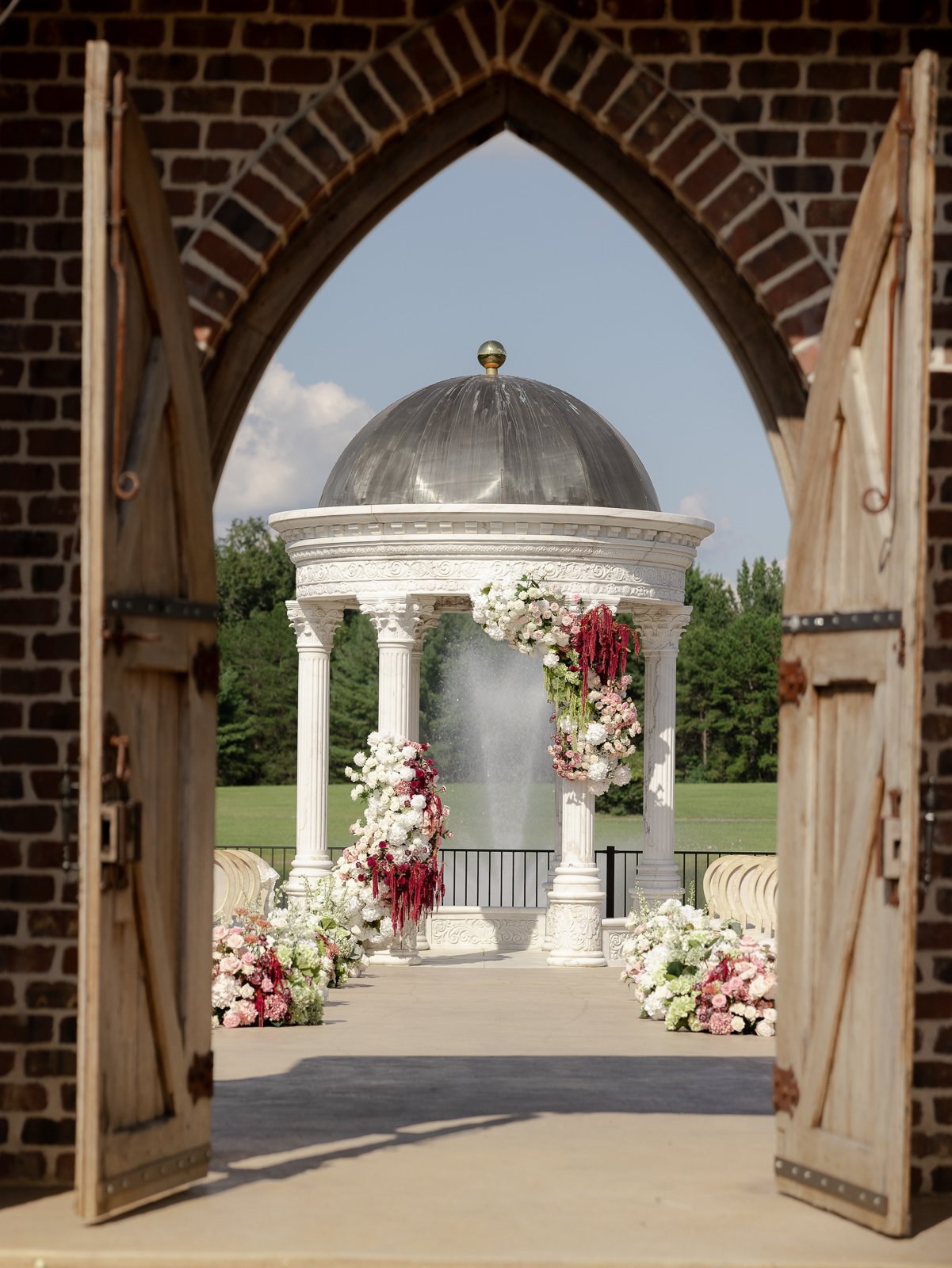 conservatory-blackberry-ridge-wedding-photos-105.jpg