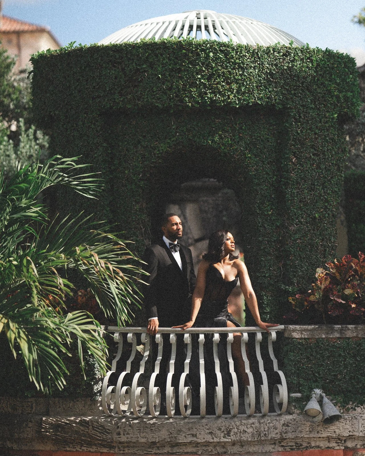vizcaya-museum-miami-engagement-photos-18.jpg