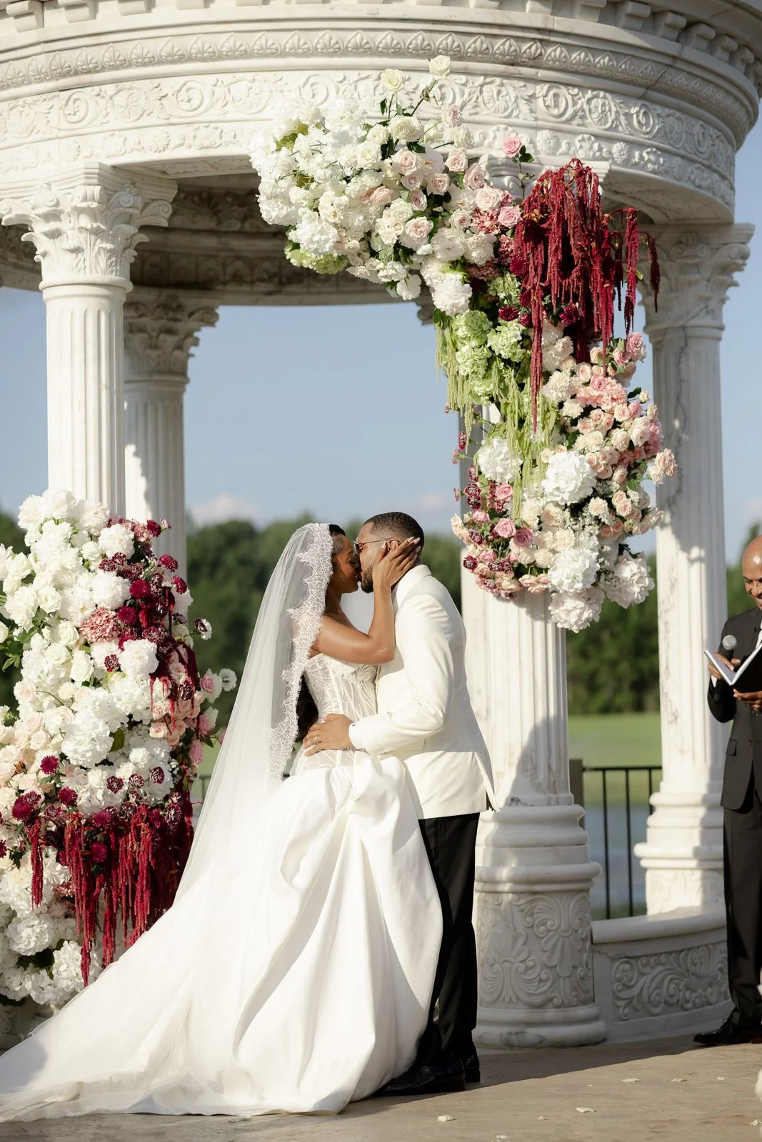 conservatory-blackberry-ridge-wedding-photos-160.jpg