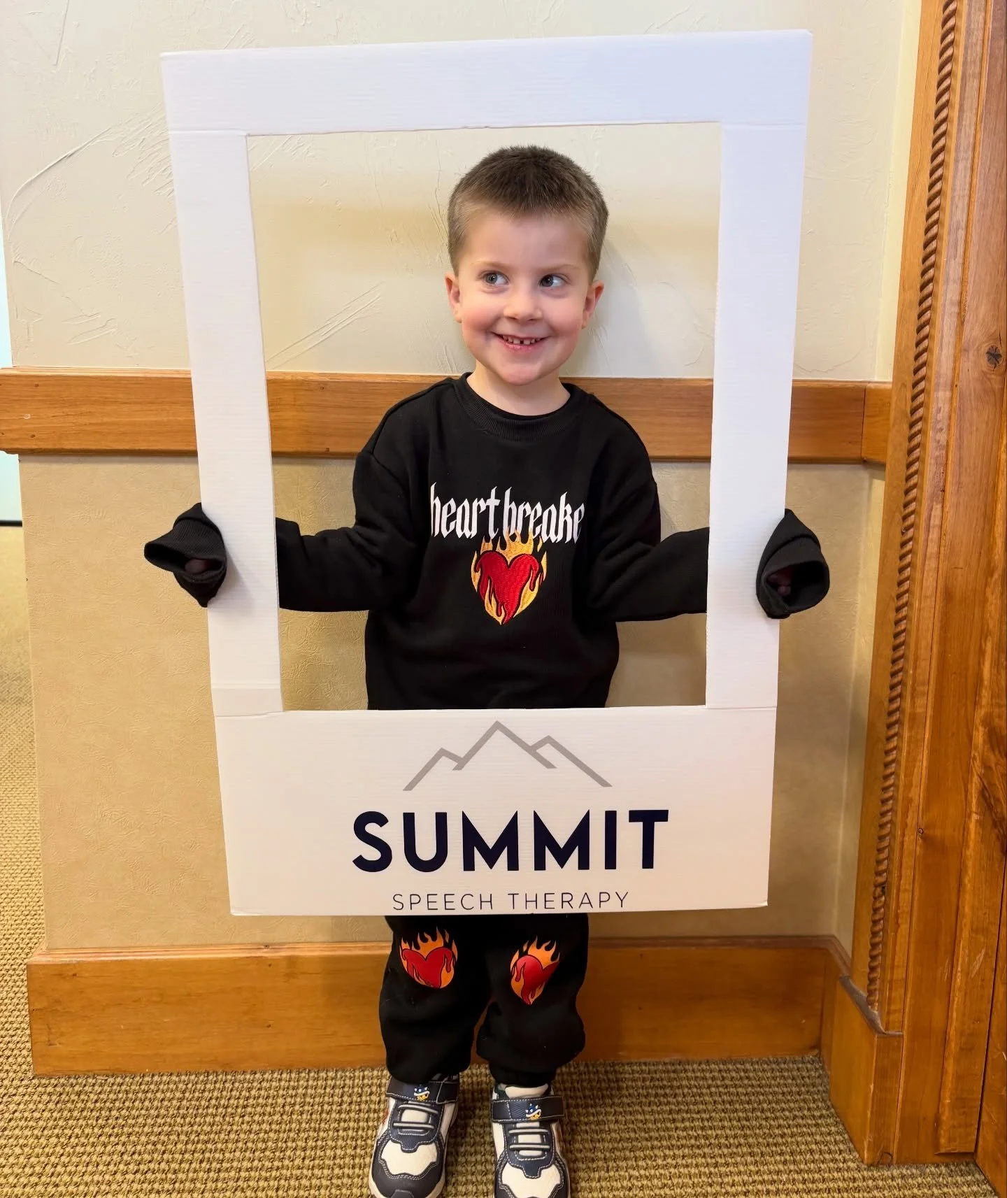 Big congratulations to these recent grads!! 🎓🏔️ We are so proud of you! 💙