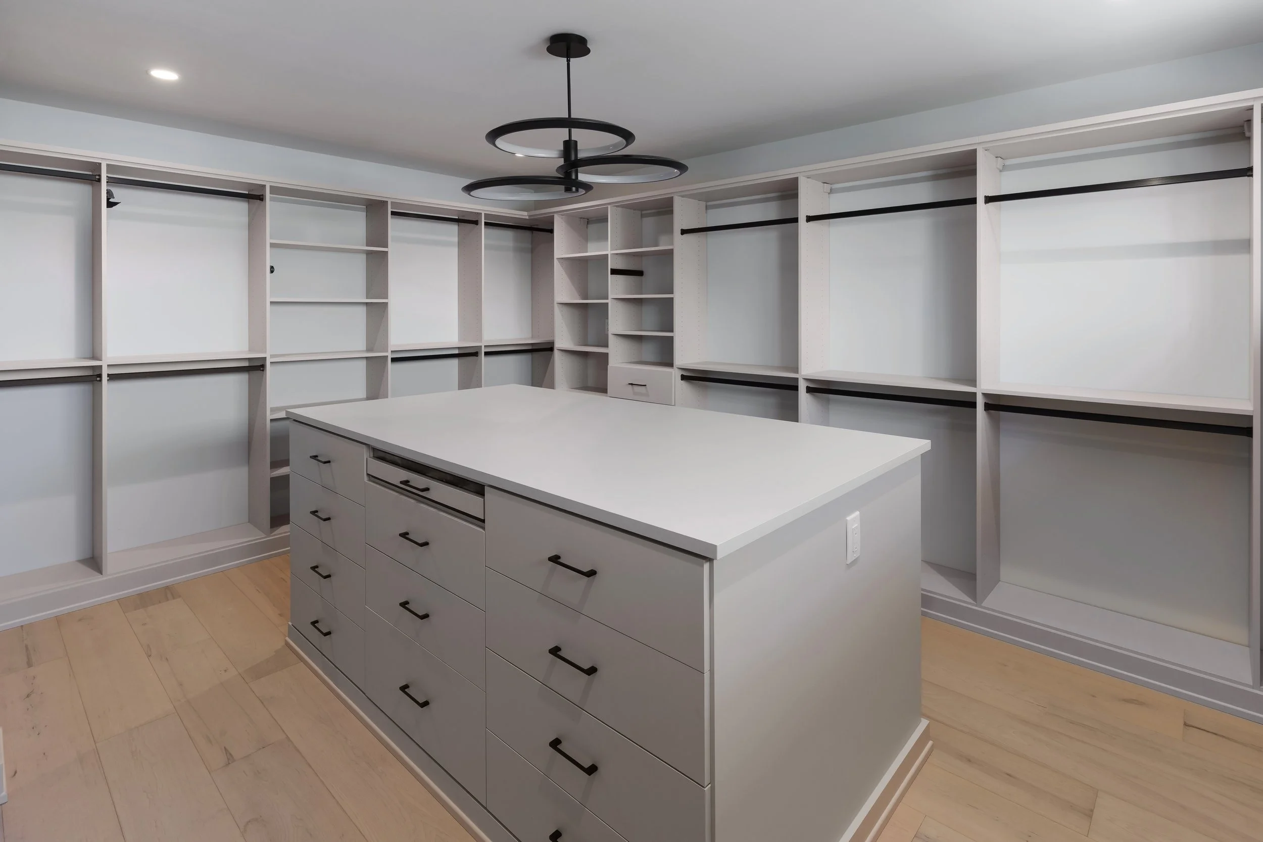 Master-closet.jpg
