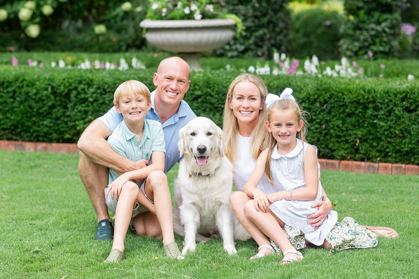 Cheers to saying goodbye to summer, cooler temps, back to school, and all the things! 🙌🏻✨