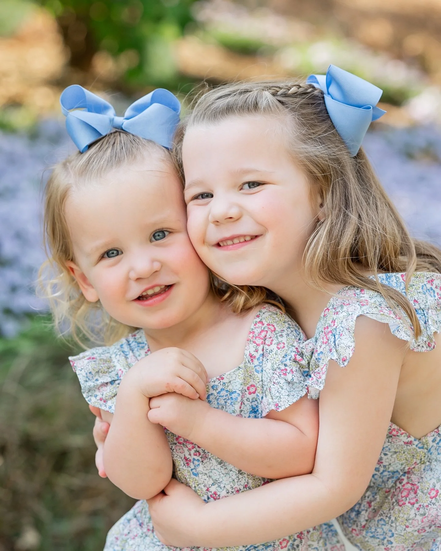 Wrapped in sweet sister hugs 💕