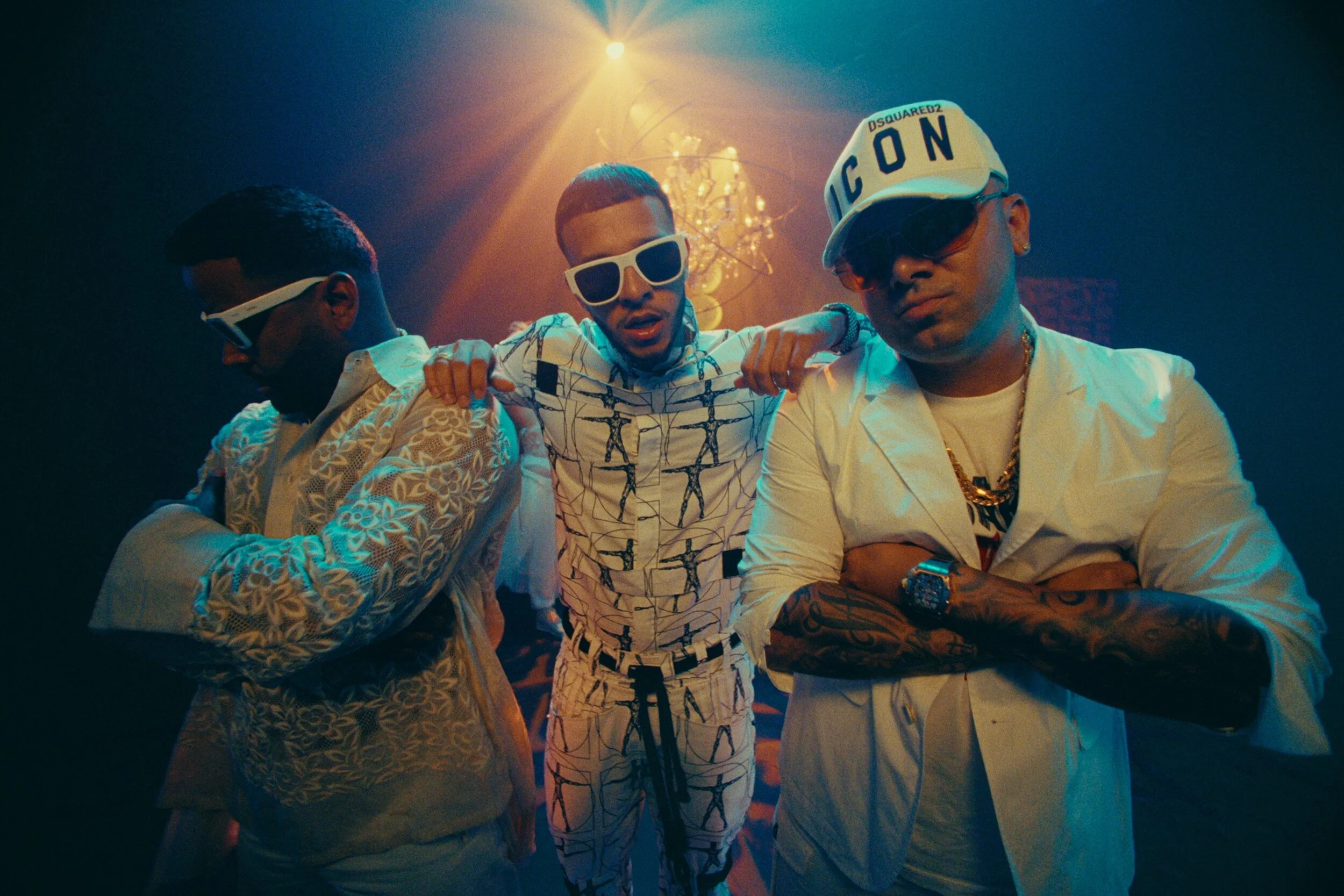 AMÉ • JUMBO, WISIN, LYANNO FT. ZION