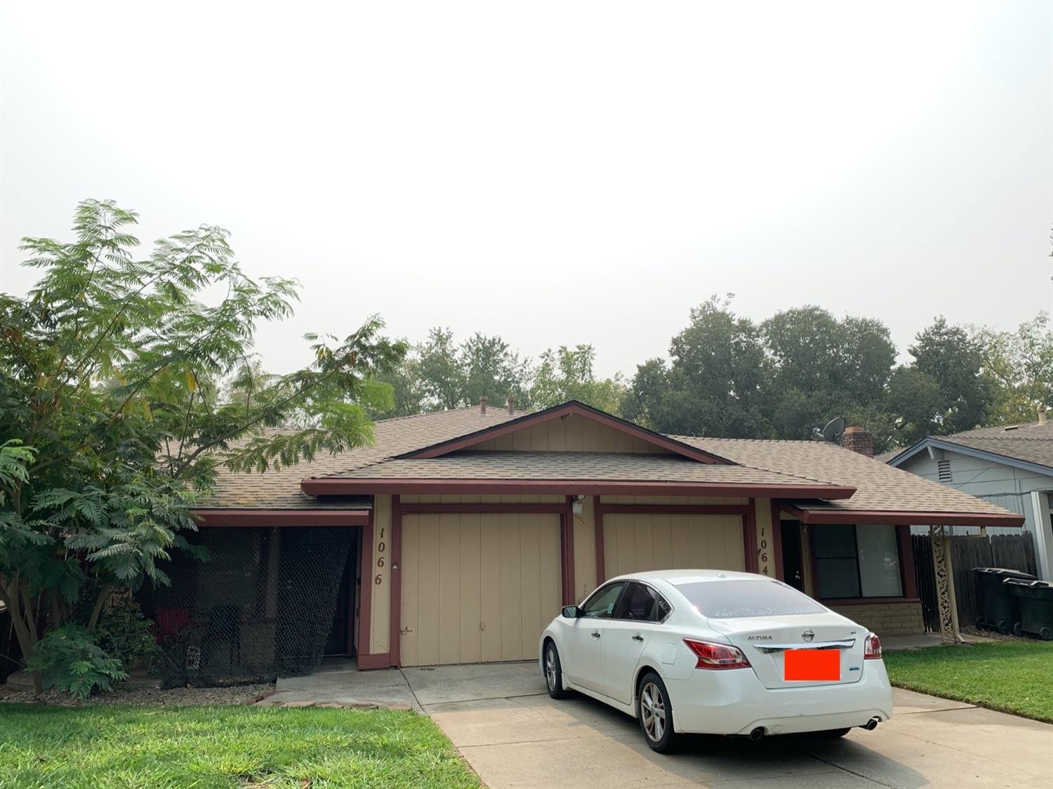 1064/1066 Clinton Road - Sacramento - SOLD - investment duplex with tenants
$10k under asking price