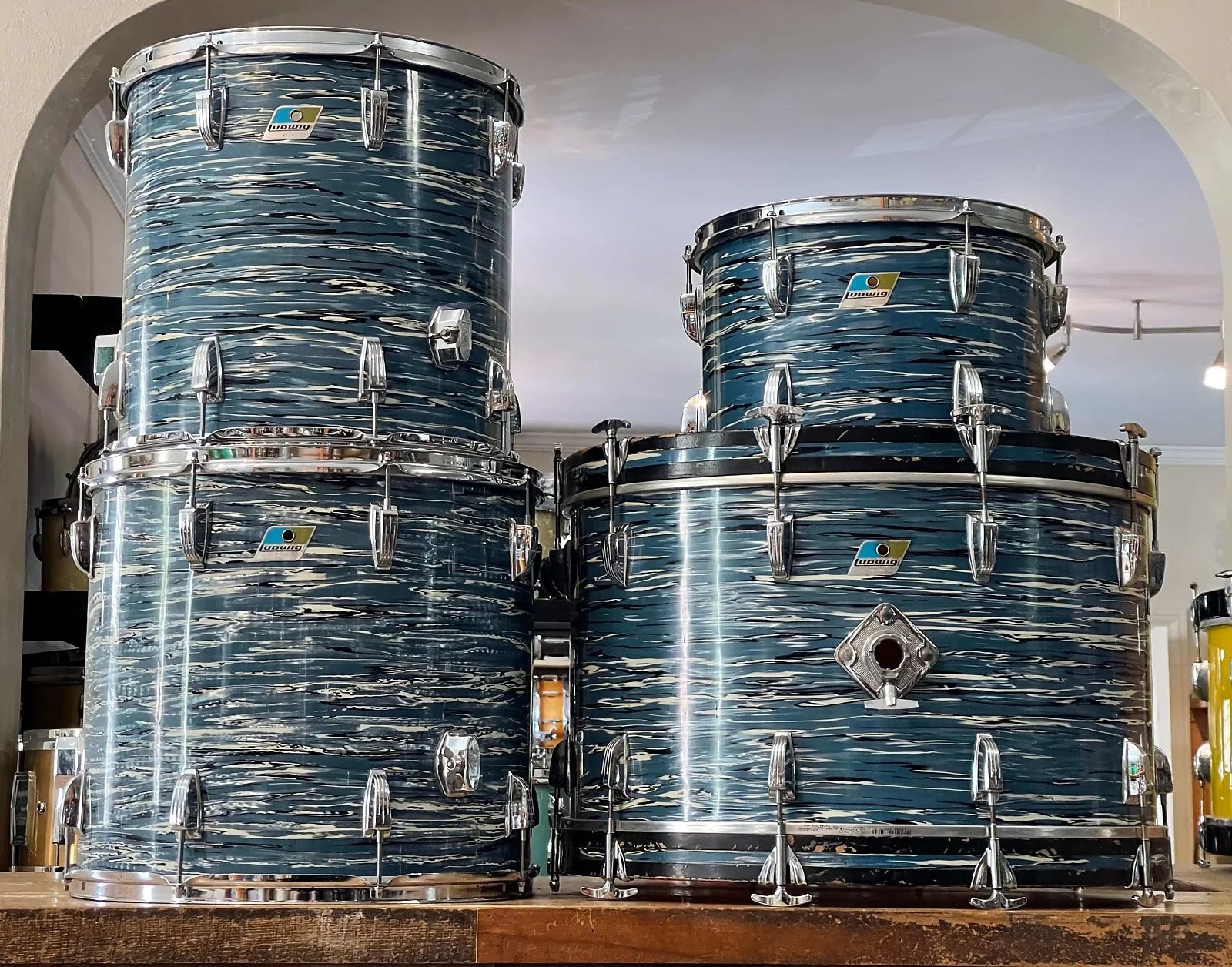 1971 Ludwig Bowling Ball Oyster Blue 14/16/18/24 3Ply Drum Set