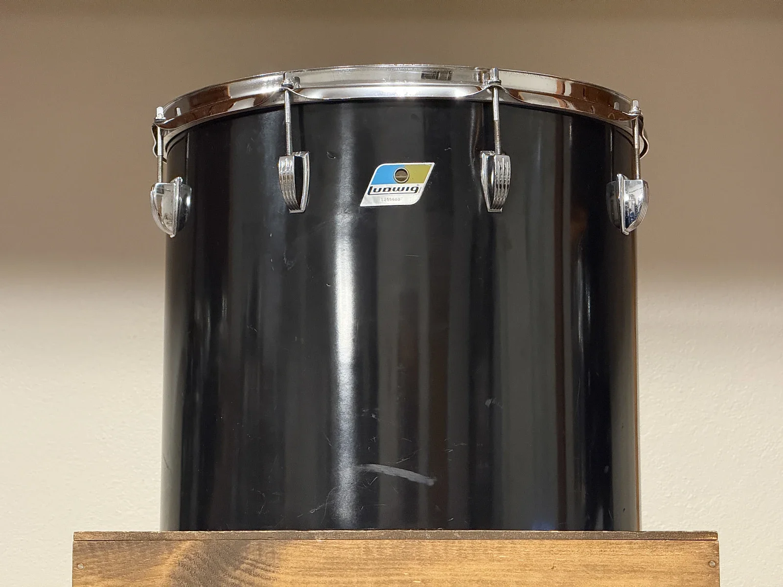 1970's Ludwig 16" Black Cortex 3-Ply Concert Tom 14x16