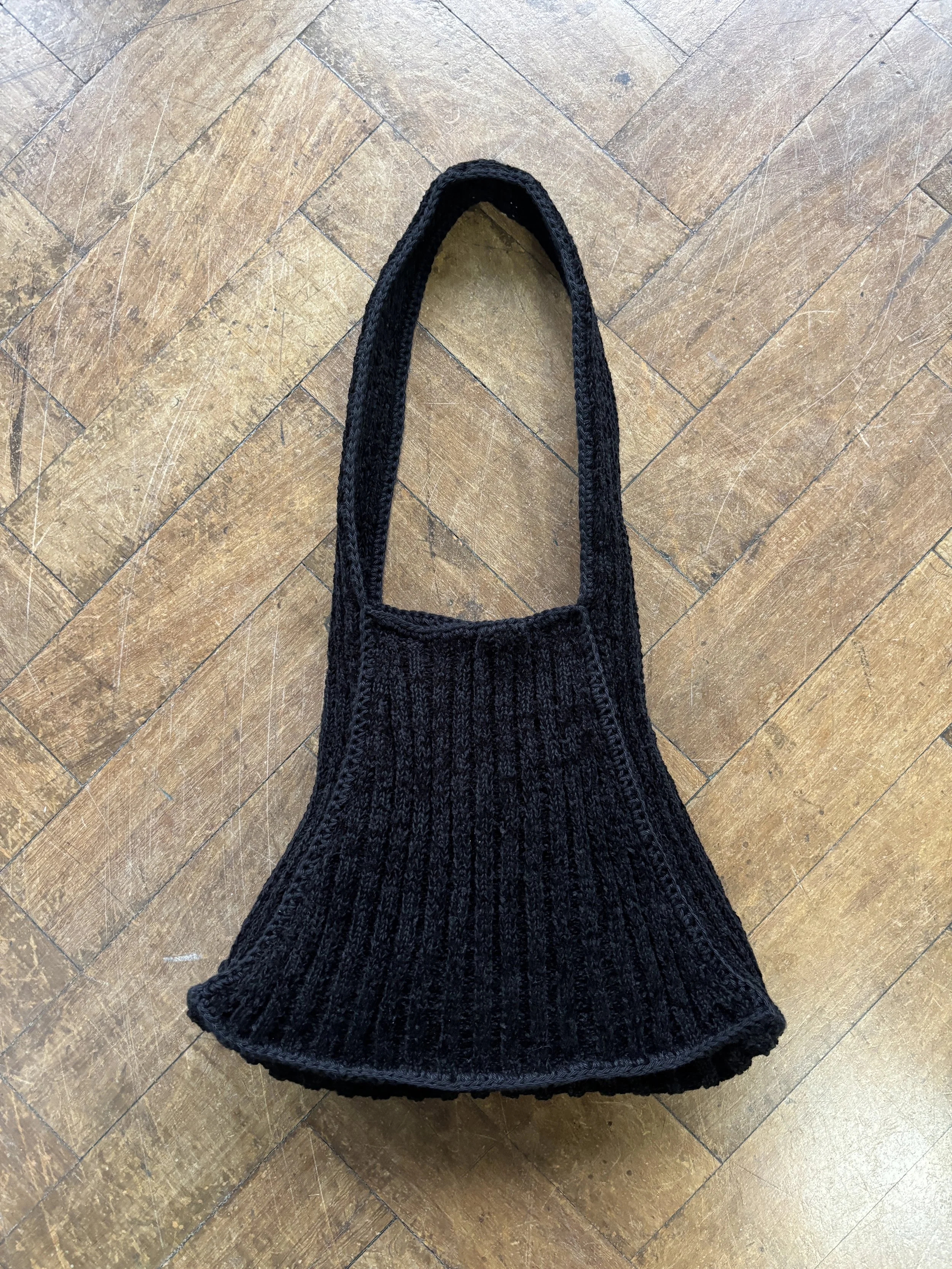 URCHIN Ribbed Shoulder Bag