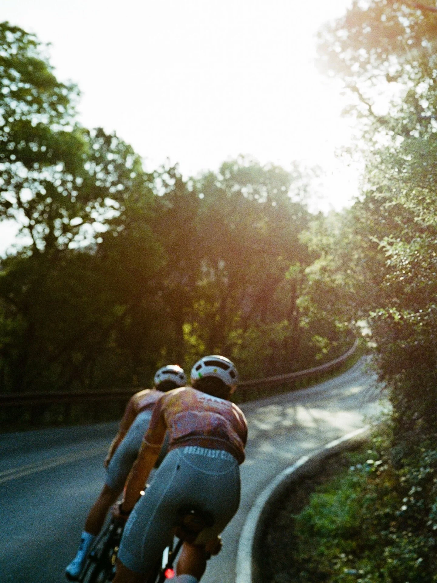 TOMORROW: Breakfast Club x @pasnormalstudios 

April 9, 2026 @ 8:00 AM CDT / 3:00 PM CEST 

📸: @simon_krenk