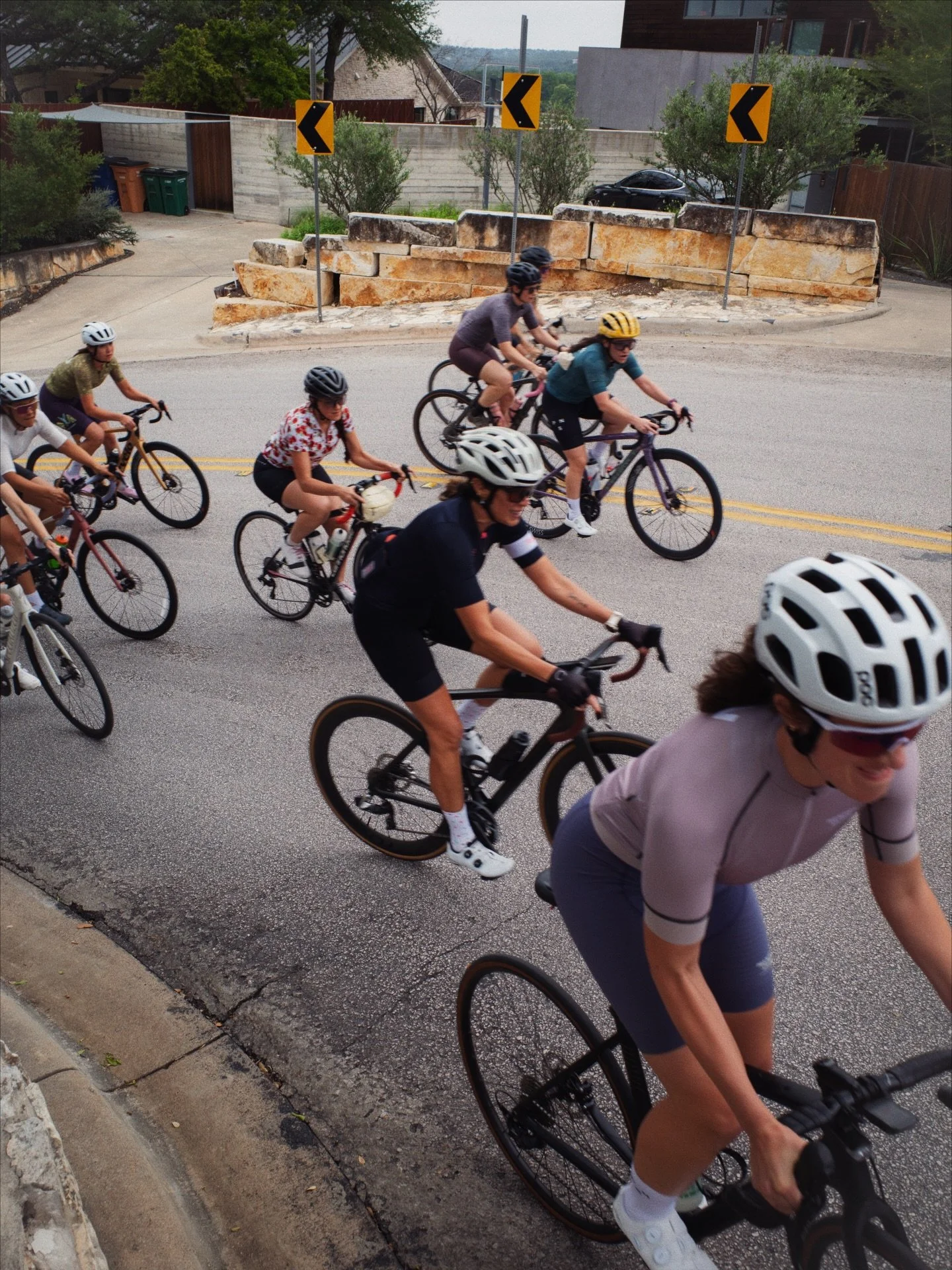 Nothin&rsquo; to see here, just a Wednesday in ATX with over 70 women riding bikes, climbing hills, and supporting each other no matter the skill or experience level. BIGGEST BABES YET ✔️

A space for our women&rsquo;s community &amp; those that iden