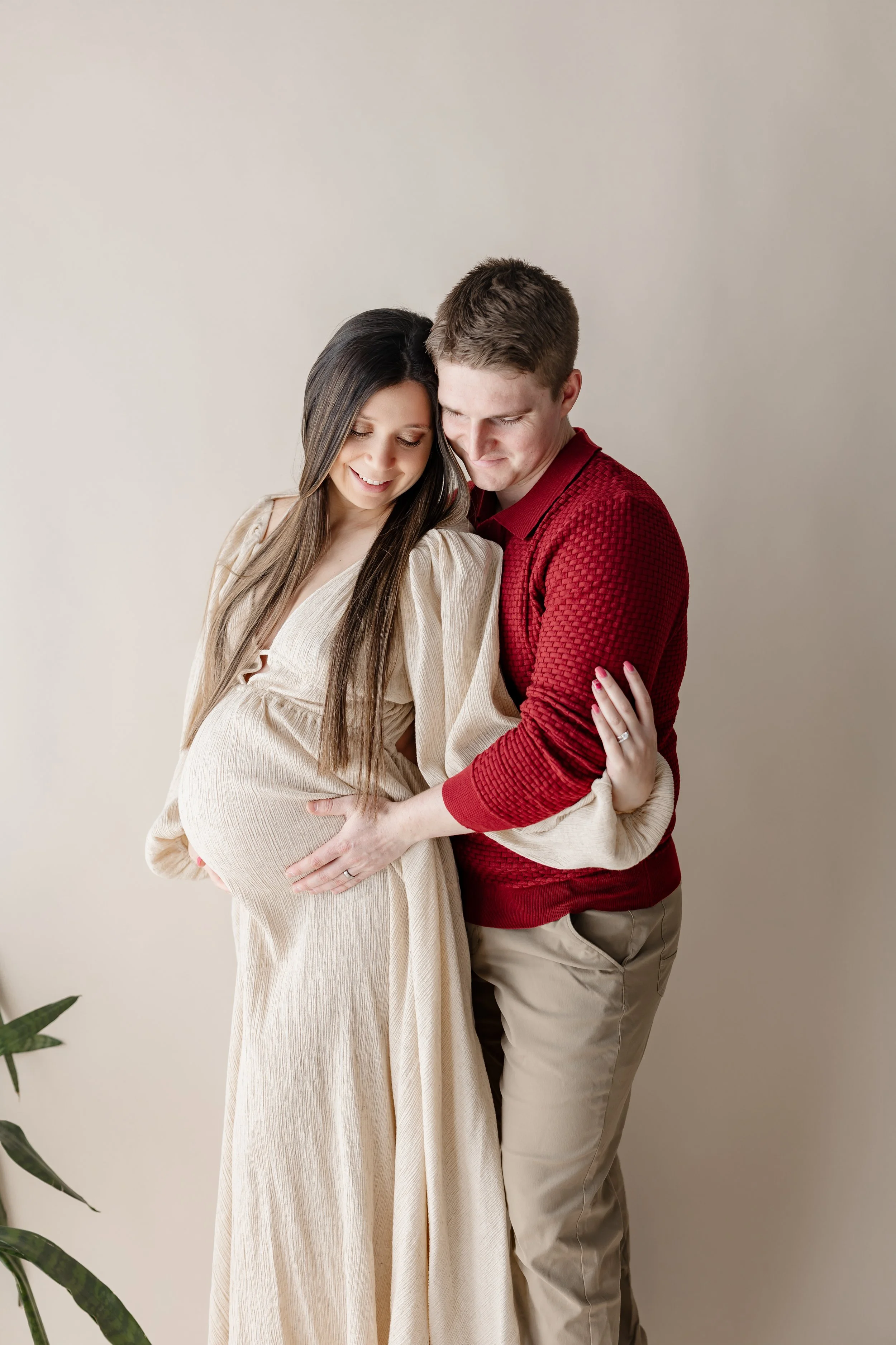 A Beautiful Studio Maternity Session in Richmond, Virginia