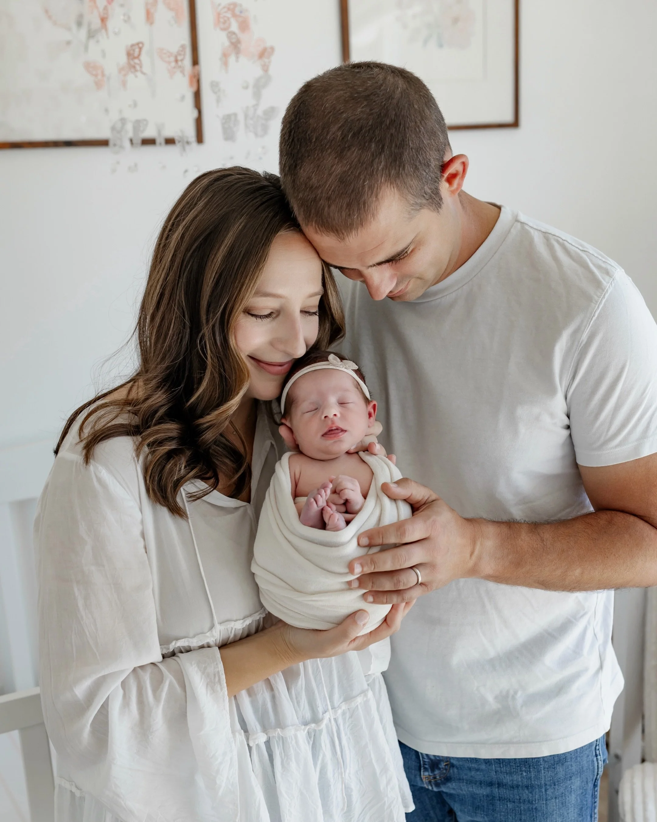 This in-home newborn session was so sweet. Big sisters are completely in love with their new baby sister, and I loved getting to capture all three of them together &mdash; along with all those tiny newborn details.

And if you&rsquo;re currently wait