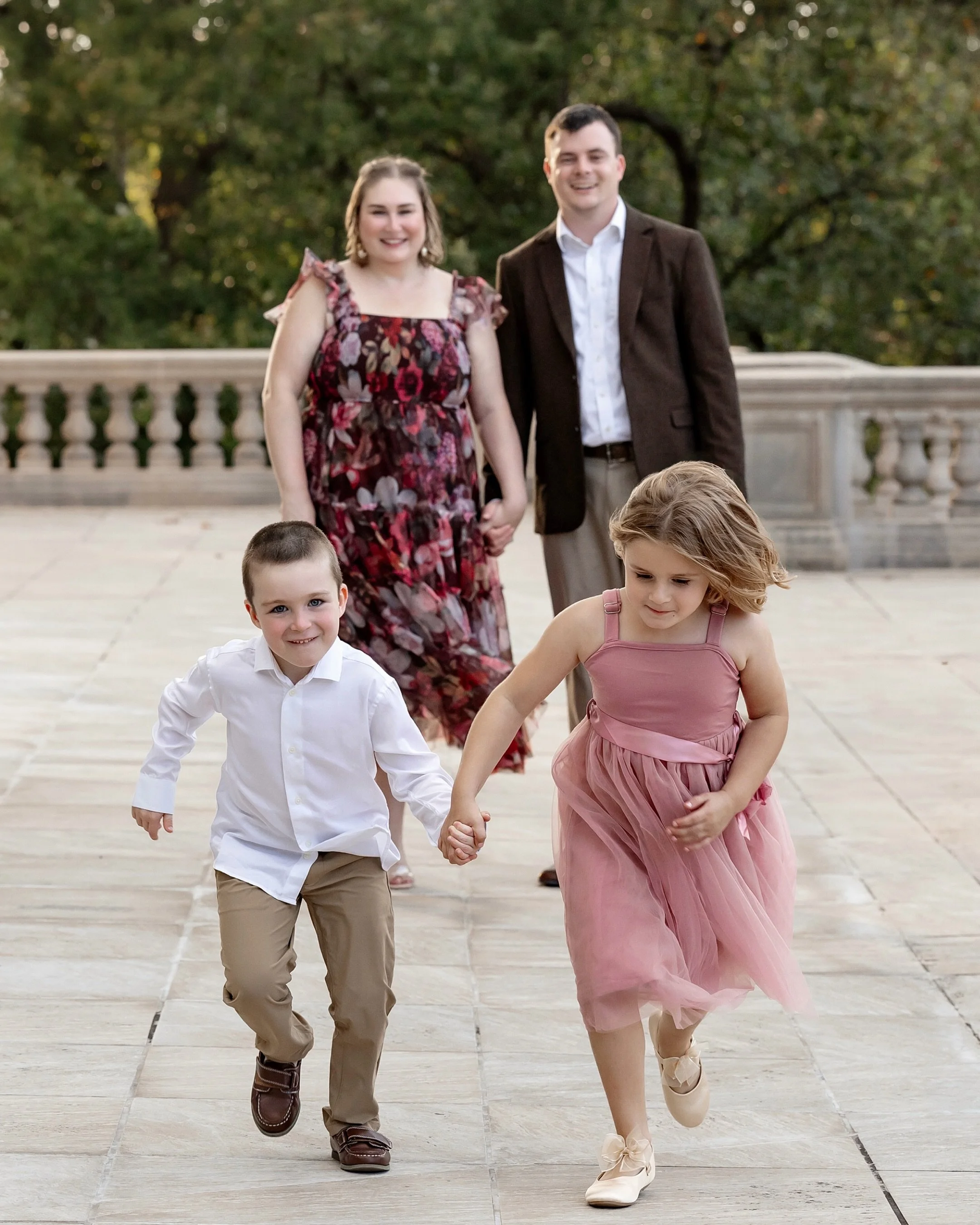 I&rsquo;ve been photographing this family for years, and one of my favorite things is getting to watch these kids grow up! Now I even see them going to and from school, and hearing &ldquo;Hi, Miss Katherine!&rdquo; will never not make me smile. ❤️

I