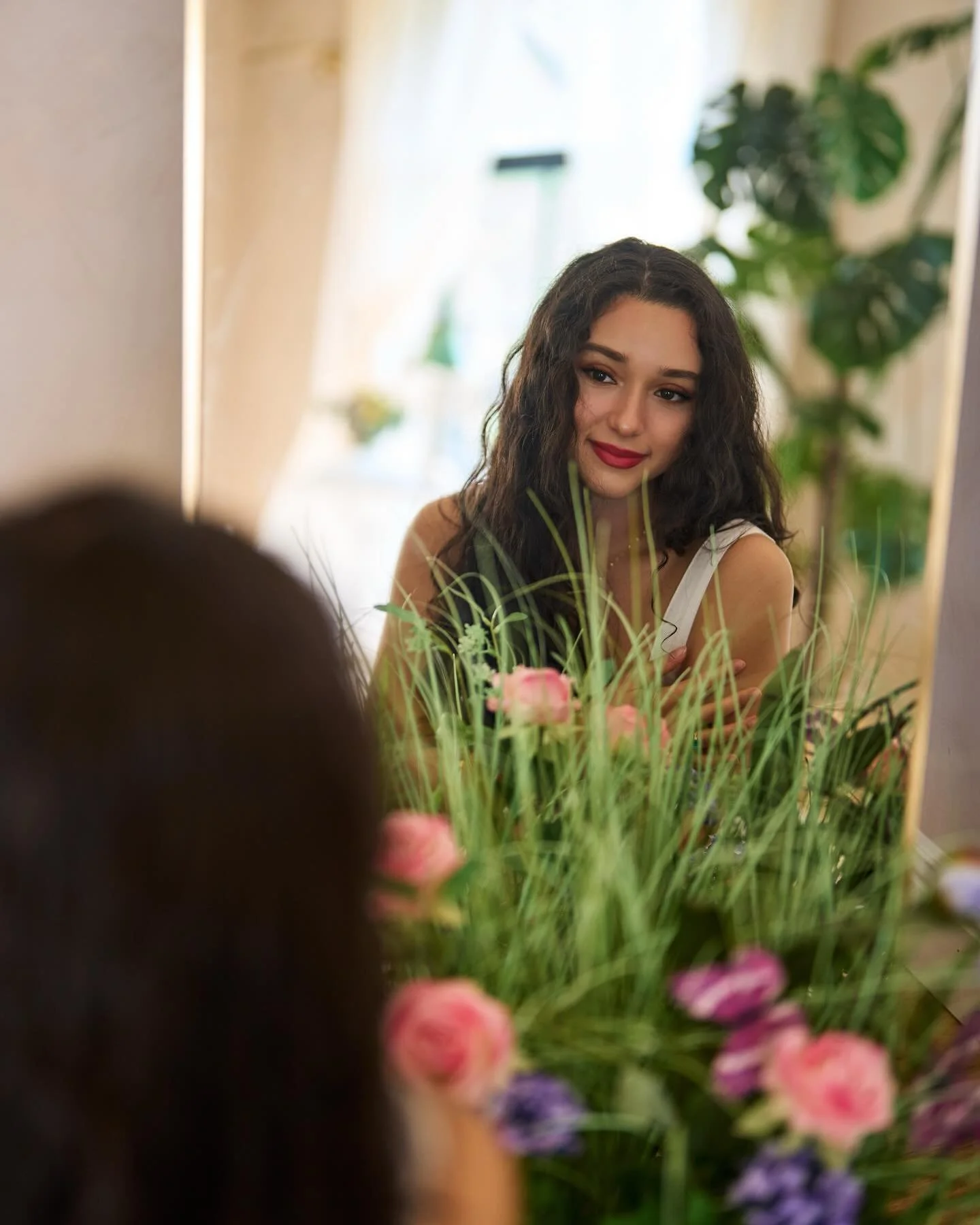 Bienvenido el oto&ntilde;o y bienvenida &lsquo;SLOWLY FALL&rsquo;🦋✨ Ya escuchaste mi nueva canci&oacute;n? Es una fusi&oacute;n de pop y bachata biling&uuml;e porque aqu&iacute; celebramos culturas!! Esta en todas las plataformas de m&uacute;sica💿L